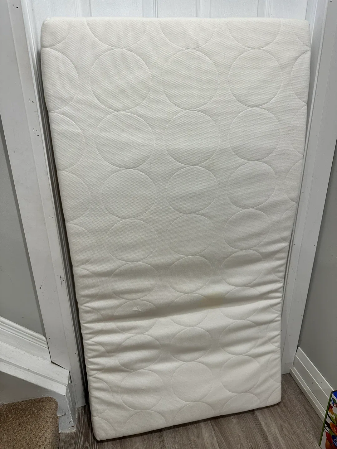 White Mattress: Kids Room thumbnail