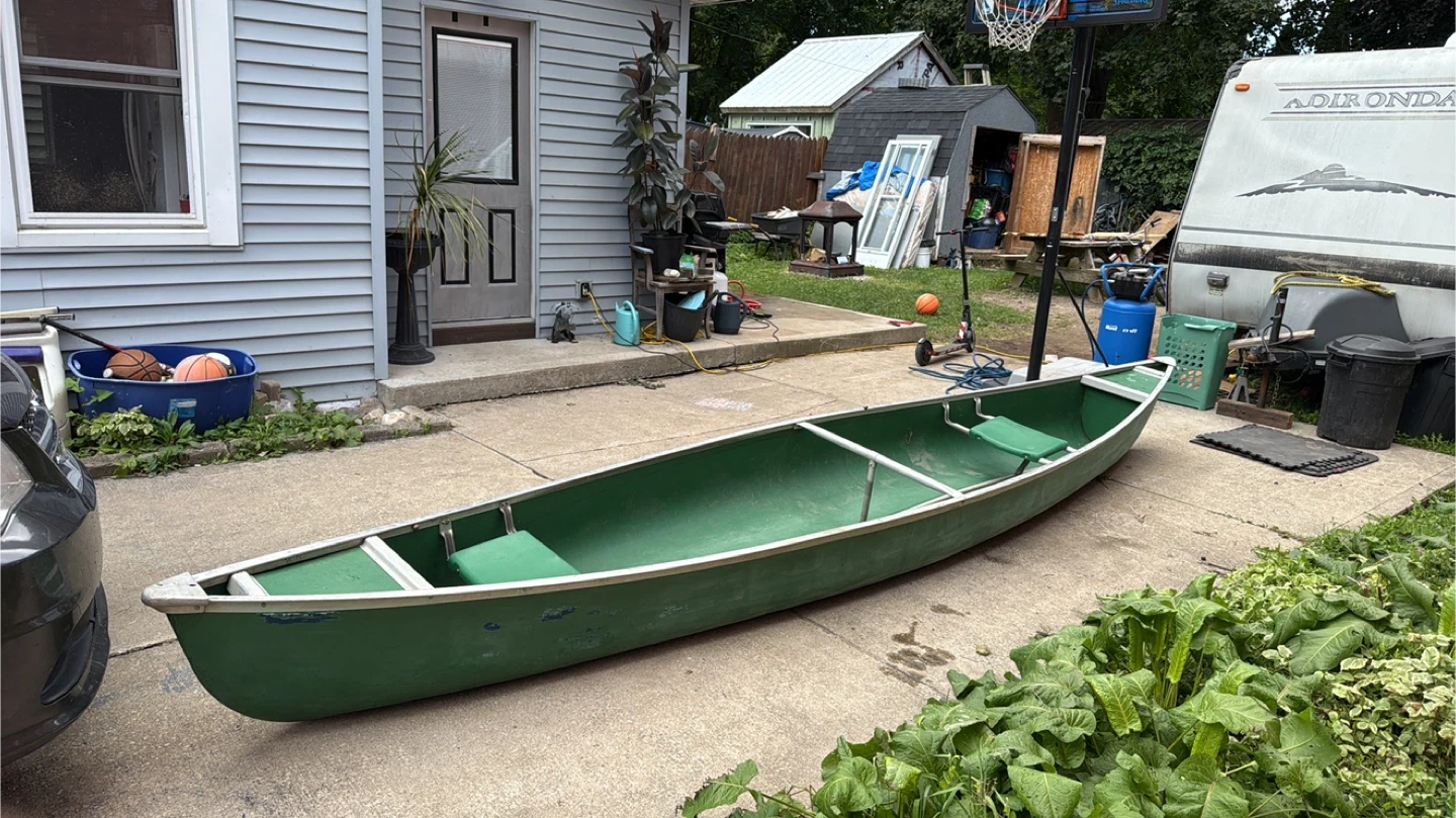 Green Canoe - photo 2