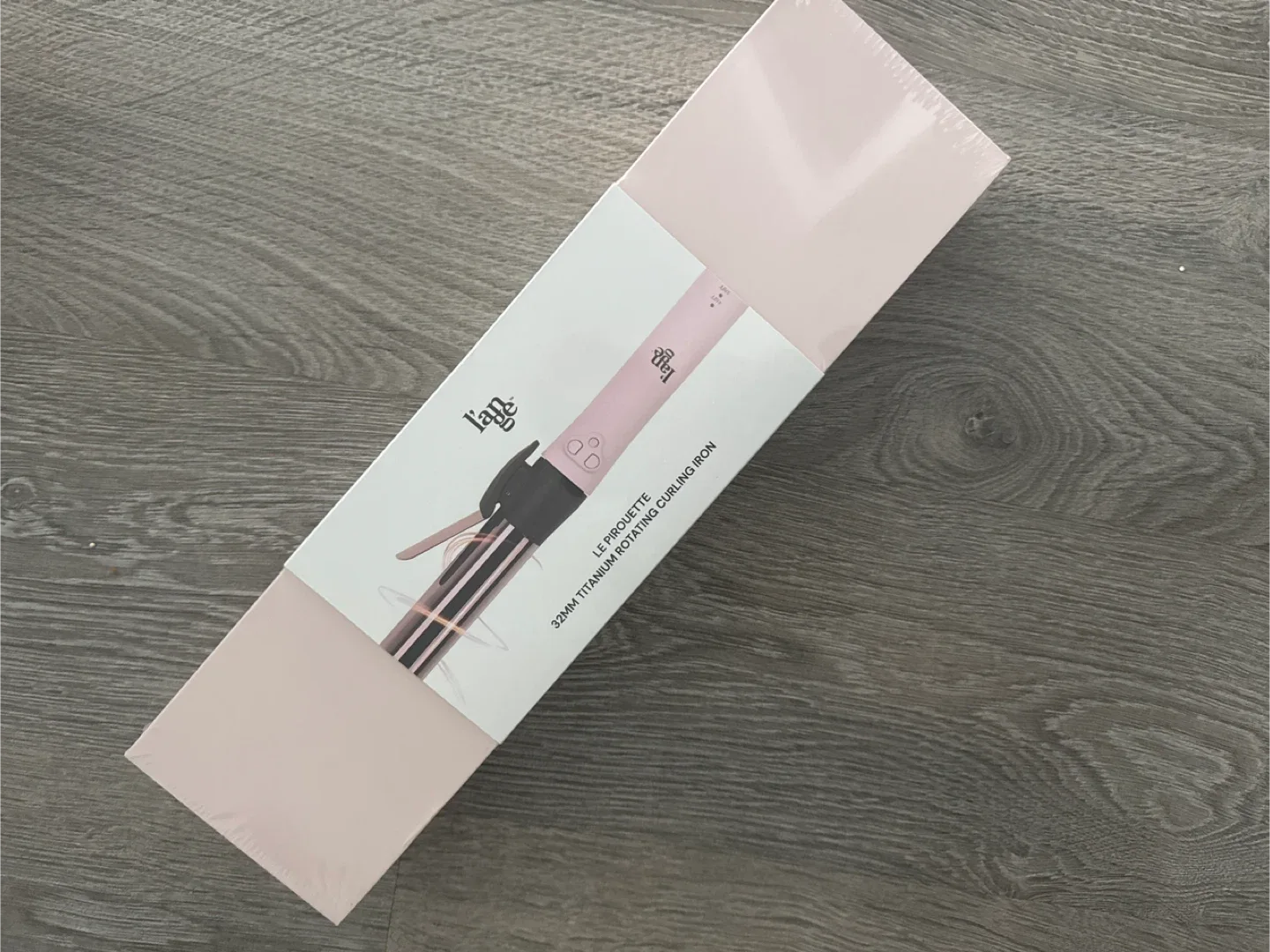 L'ange Titanium Curling Iron - New, in box never opene image indicator(2)