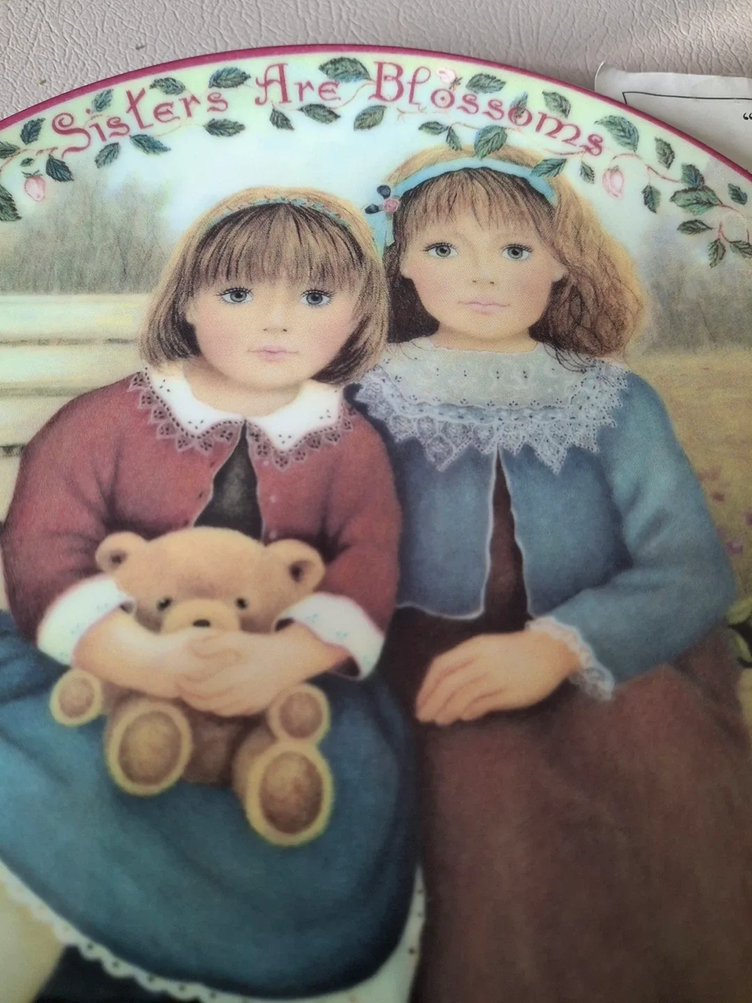 “Sisters Are Blossoms" decorative plate image indicator(4)