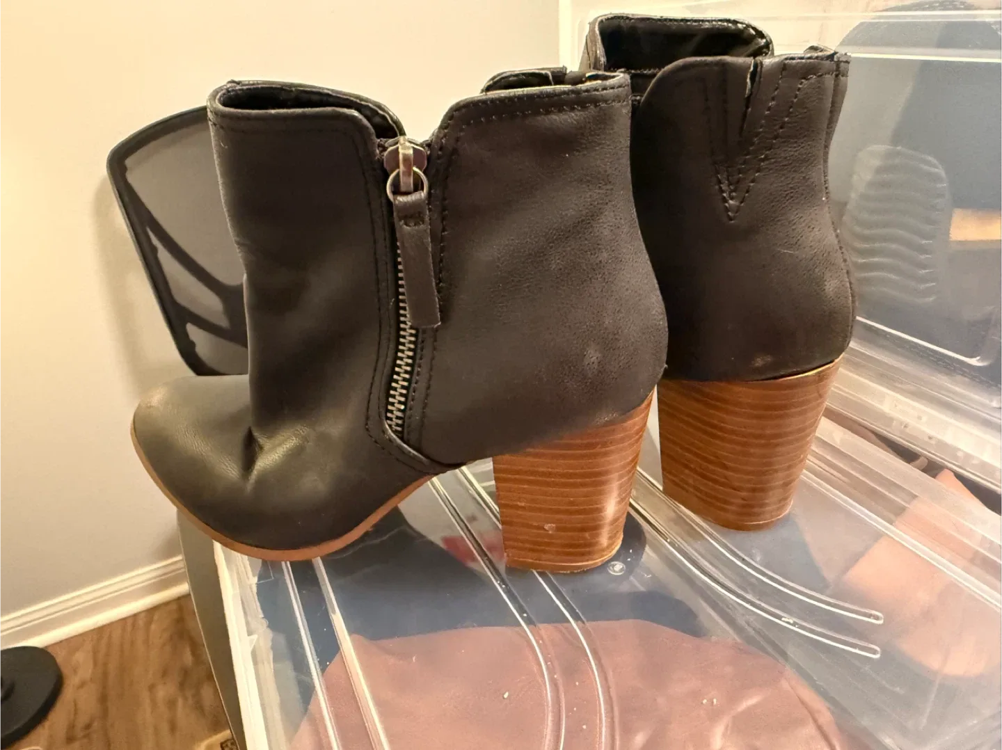 Naturalizer Black Leather Ankle Boots - Size 6.5 or 7 image indicator(2)