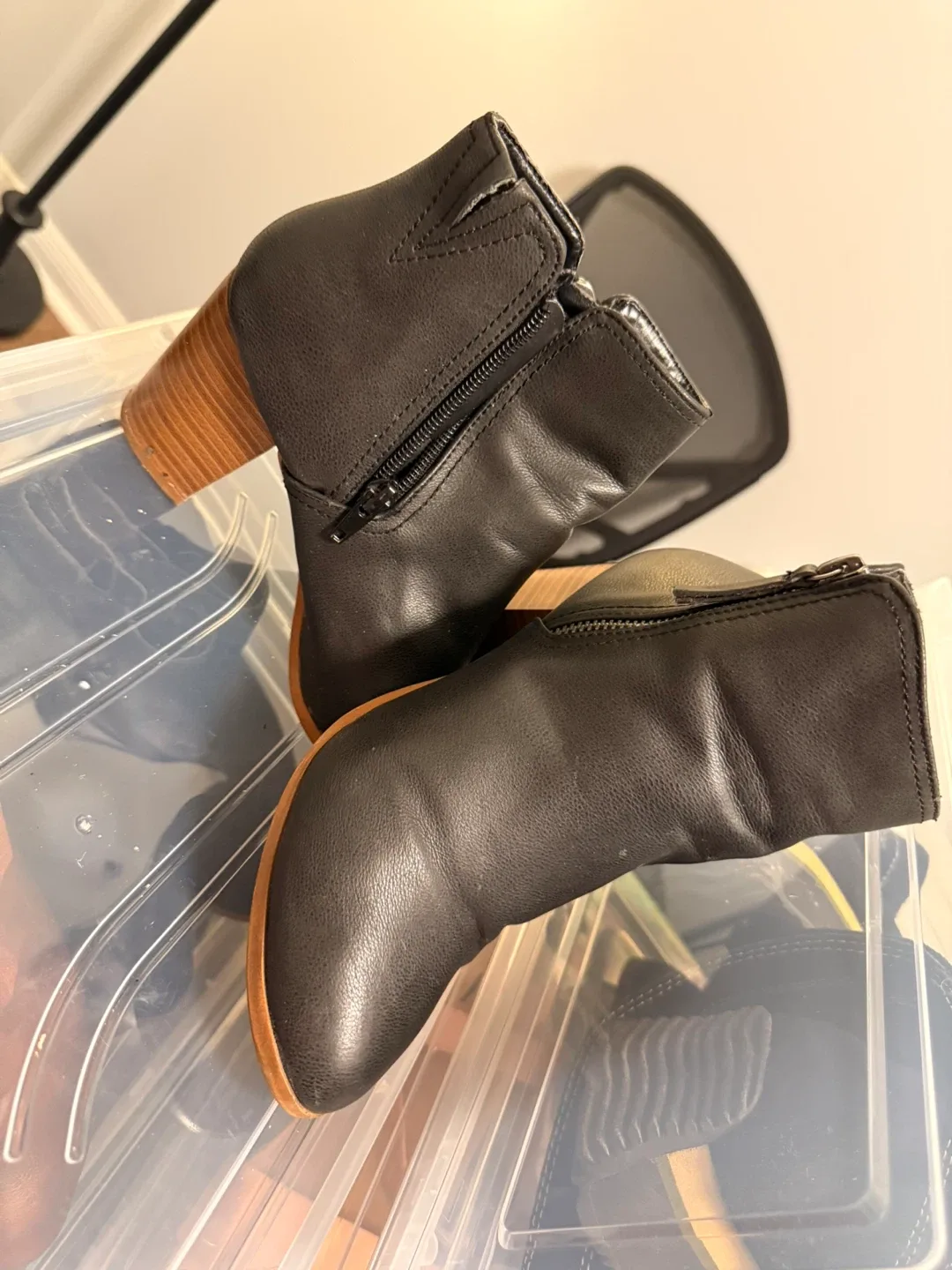 Naturalizer Black Leather Ankle Boots - Size 6.5 or 7 image indicator(3)
