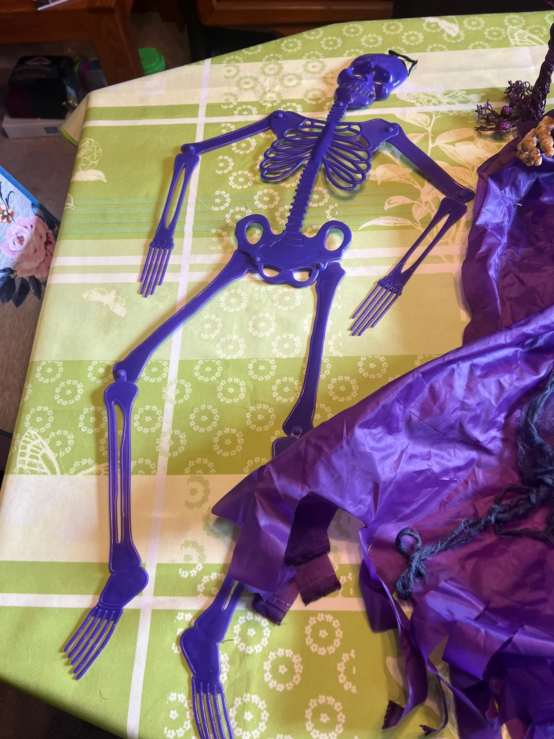 Purple Halloween Decorations - Skeleton & Witch - photo 4