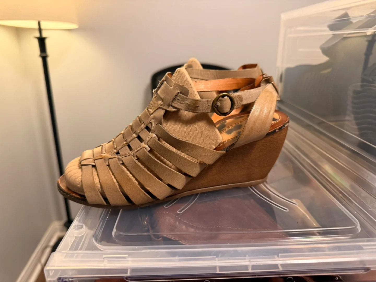 Sandals size 7 image indicator(2)