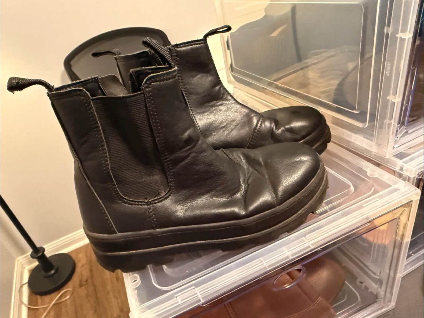 Black Ankle Boots - Size for kids ages 6 to 8 image indicator(2)