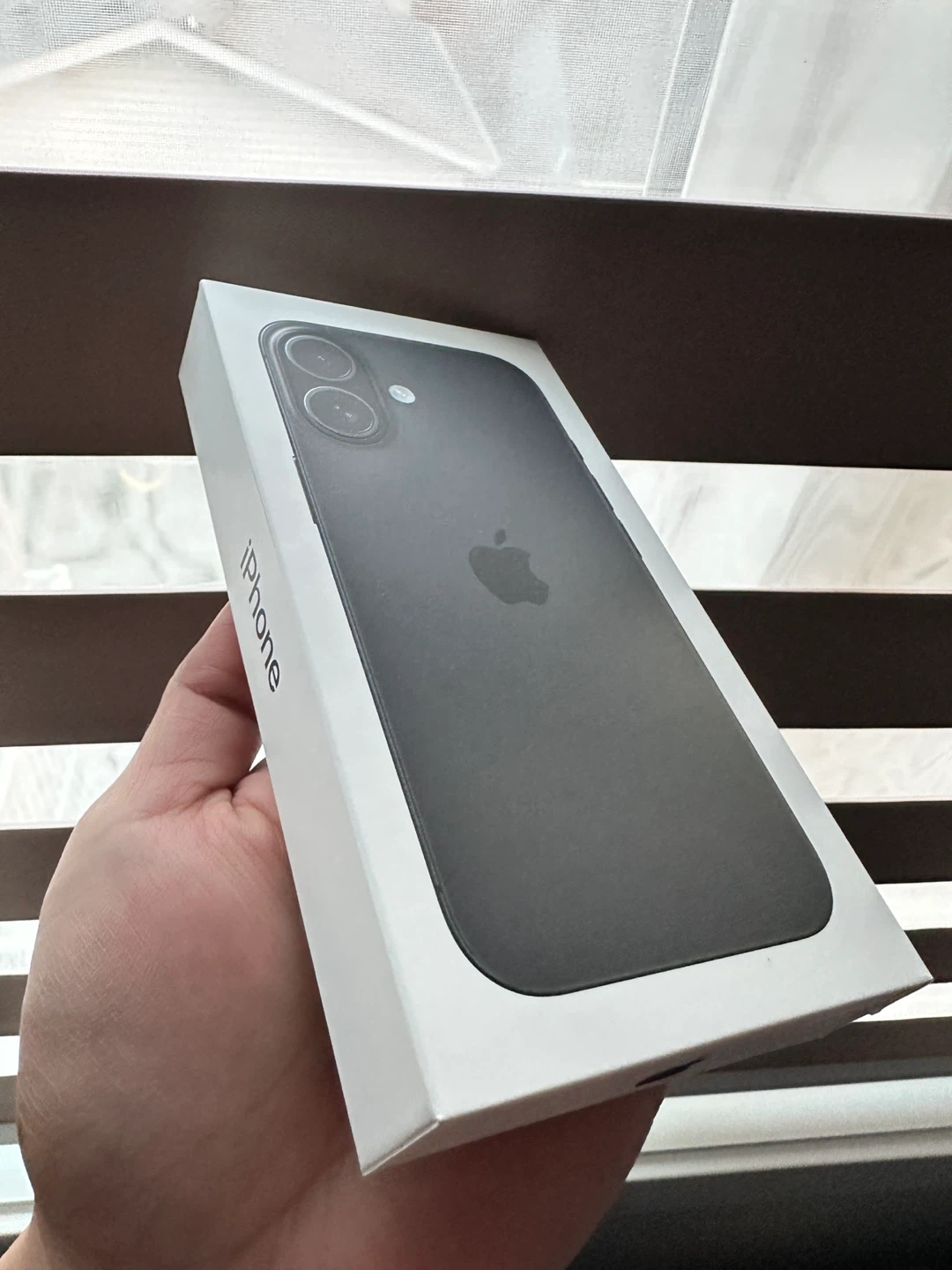 New iPhone 16 Black 128gb