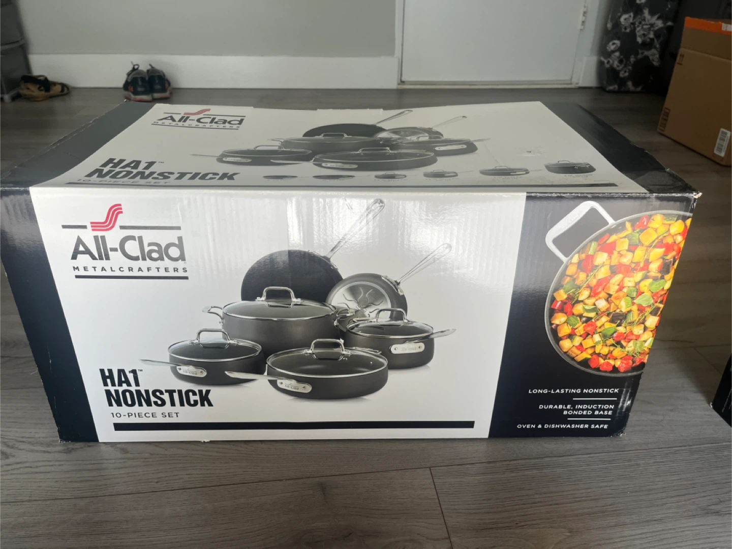 All-Clad HA1 Nonstick 10-Piece Cookware Set - NEW