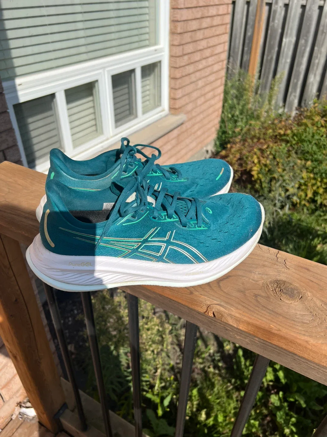 Woman’s asics size 9.5 thumbnail