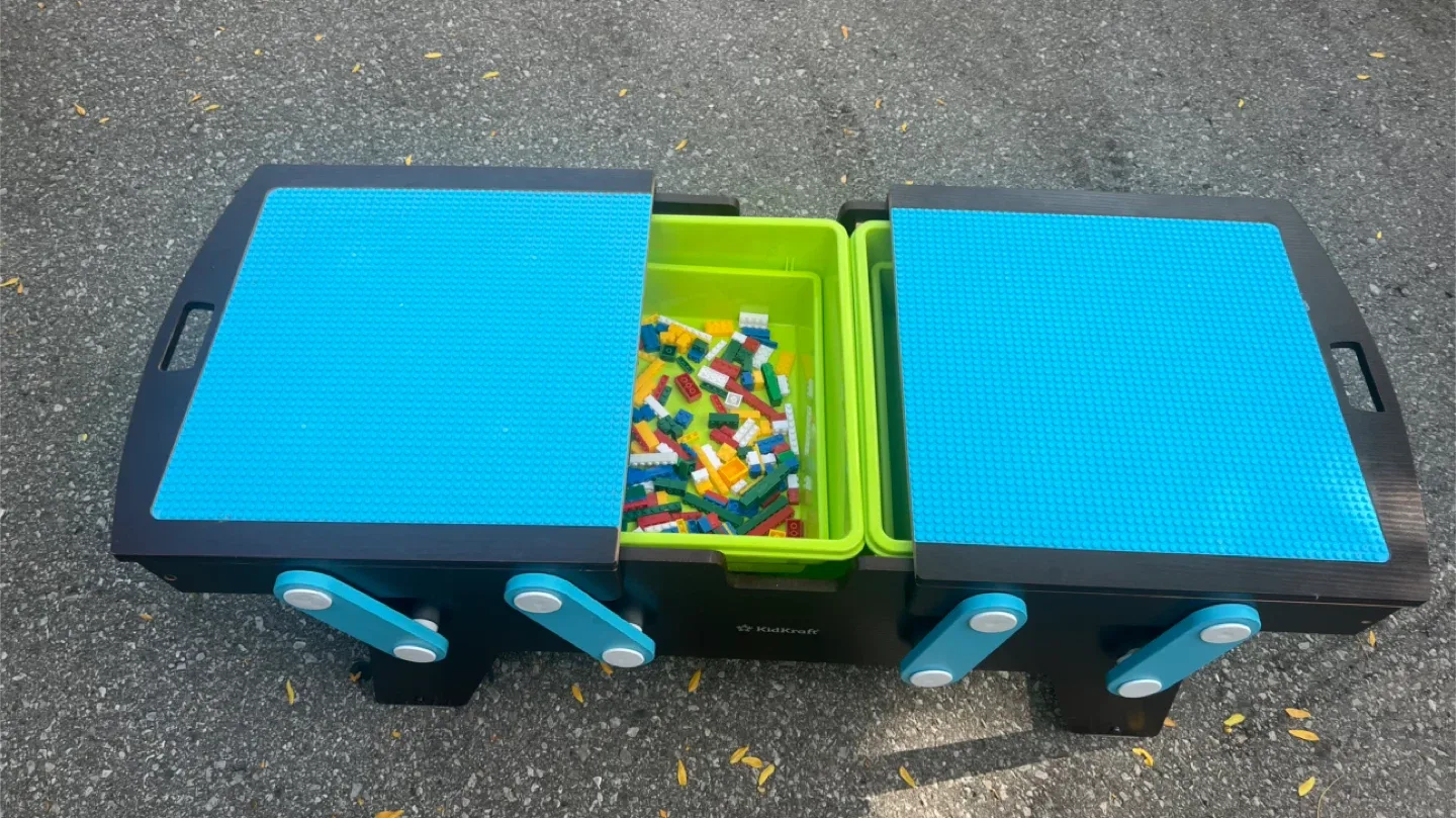 KidKraft Building Bricks Play Table image indicator(4)