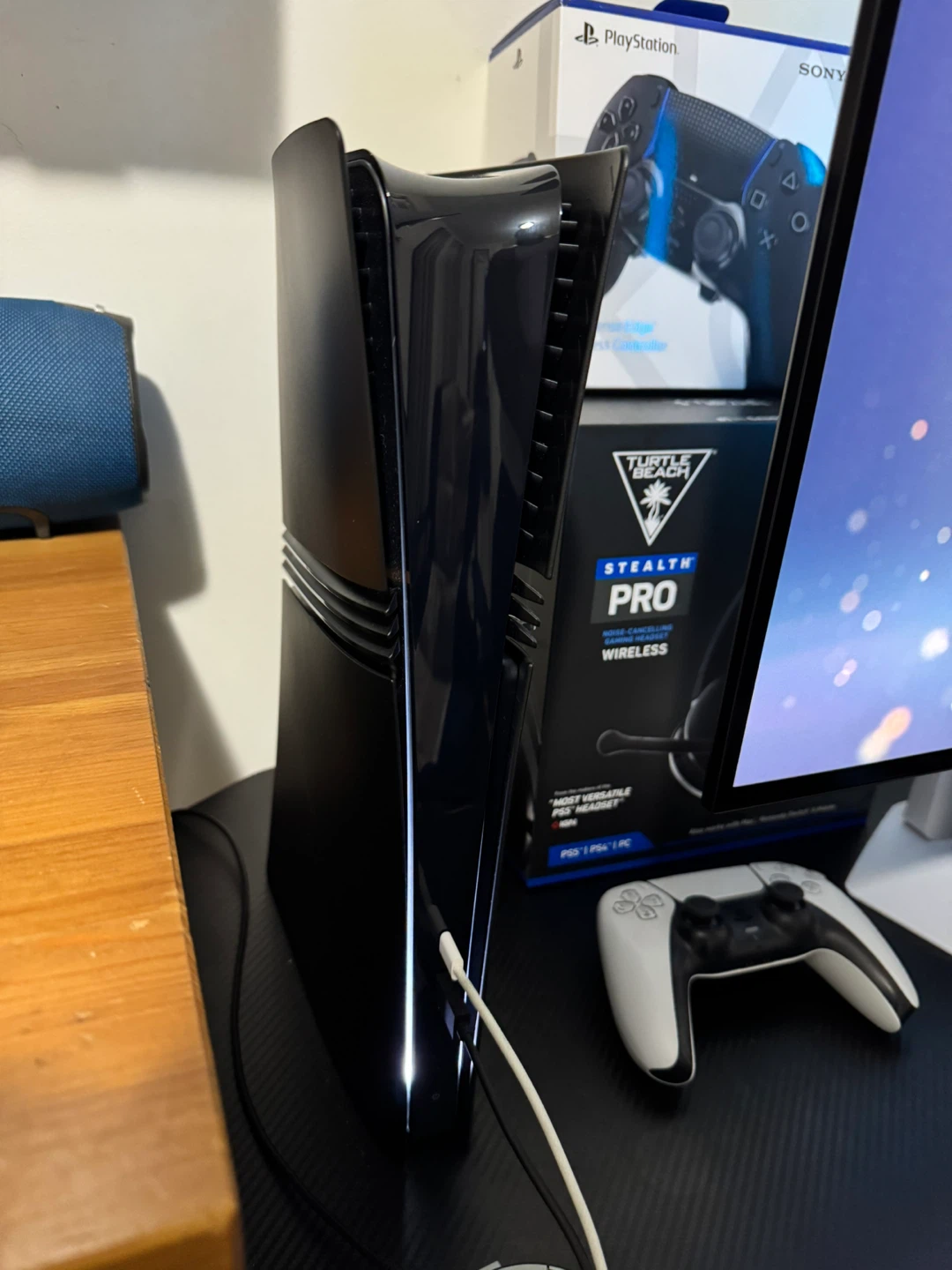PlayStation 5 (PS5) Console - photo 2