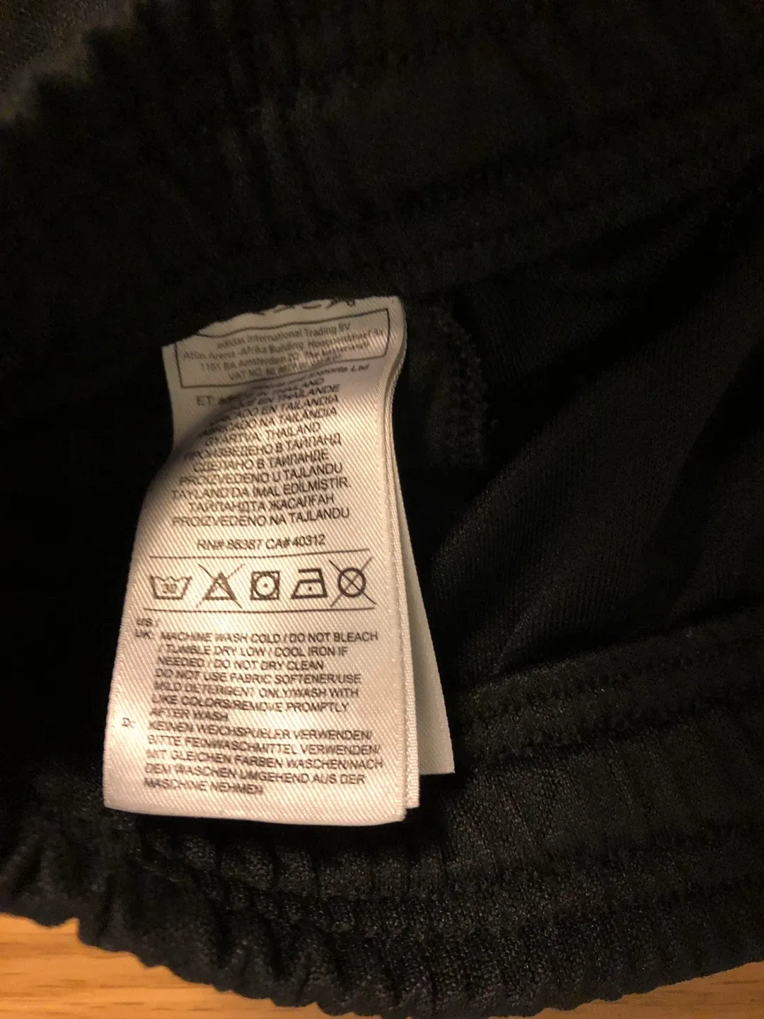 🥕Men’s Adidas Black Track Pants - Size M image indicator(4)