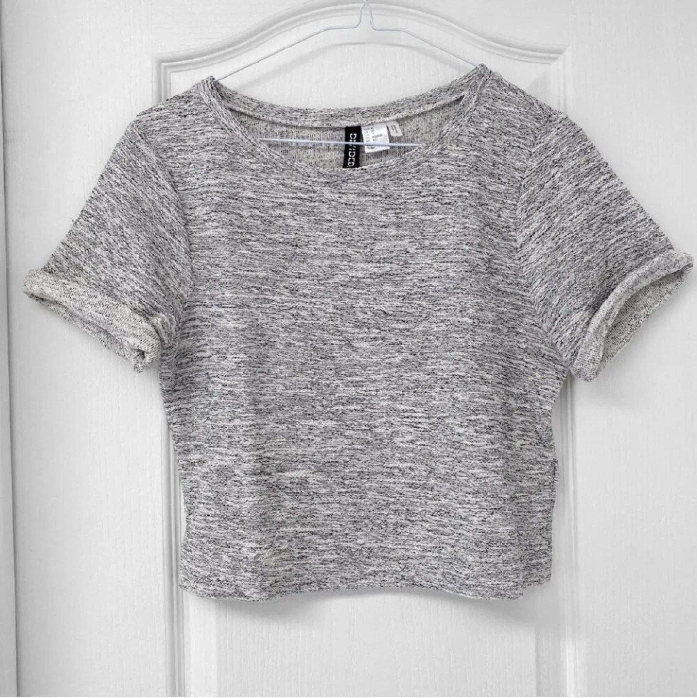 New - H & M Grey Heather Knit Crop Top thumbnail