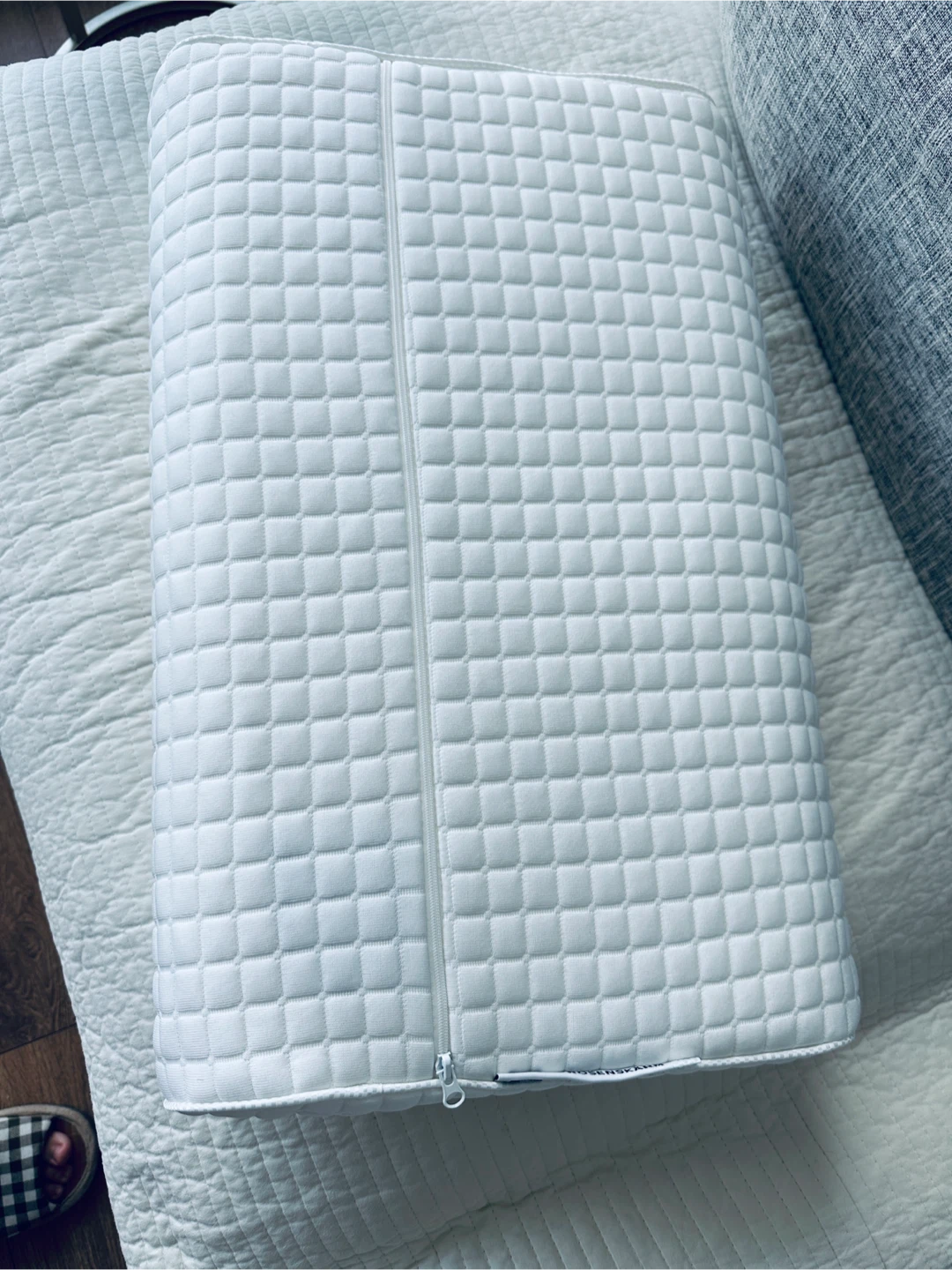 🥕 Ikea ROSENSKÄRM Ergonomic pillow, side/back sleeper, 33x50 cm - photo 2