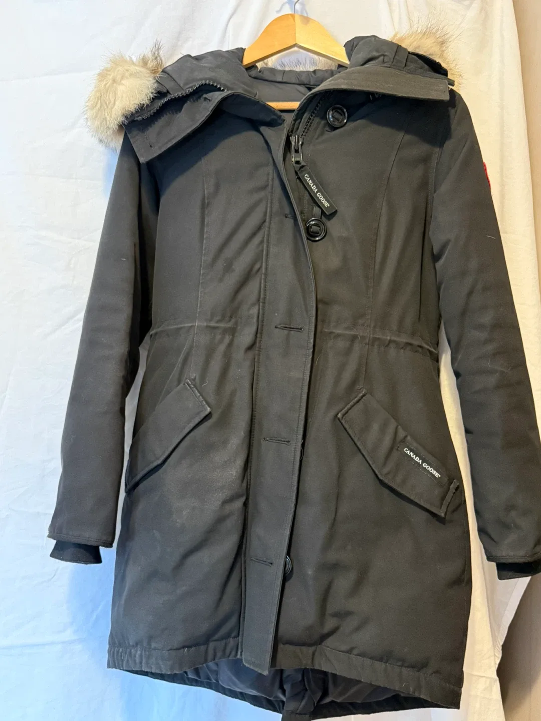 Canada Goose Parka - Black, Size M image indicator(2)