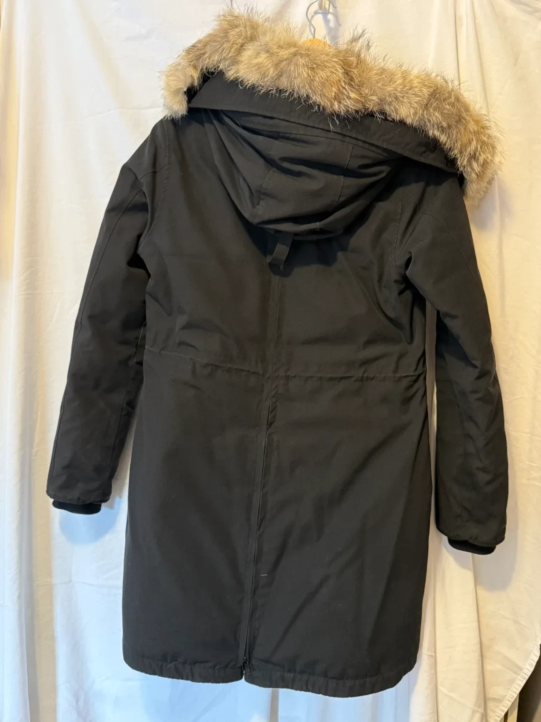 Canada Goose Parka - Black, Size M image indicator(7)
