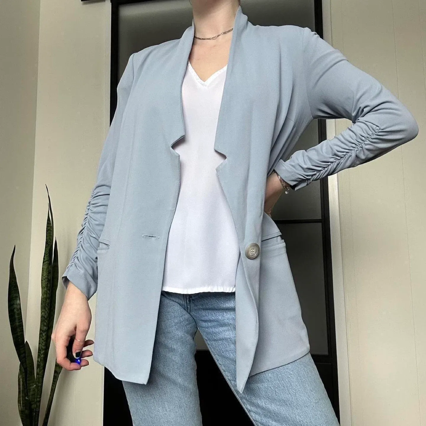 Light blue button up blazer with ruched sleeves image indicator(6)