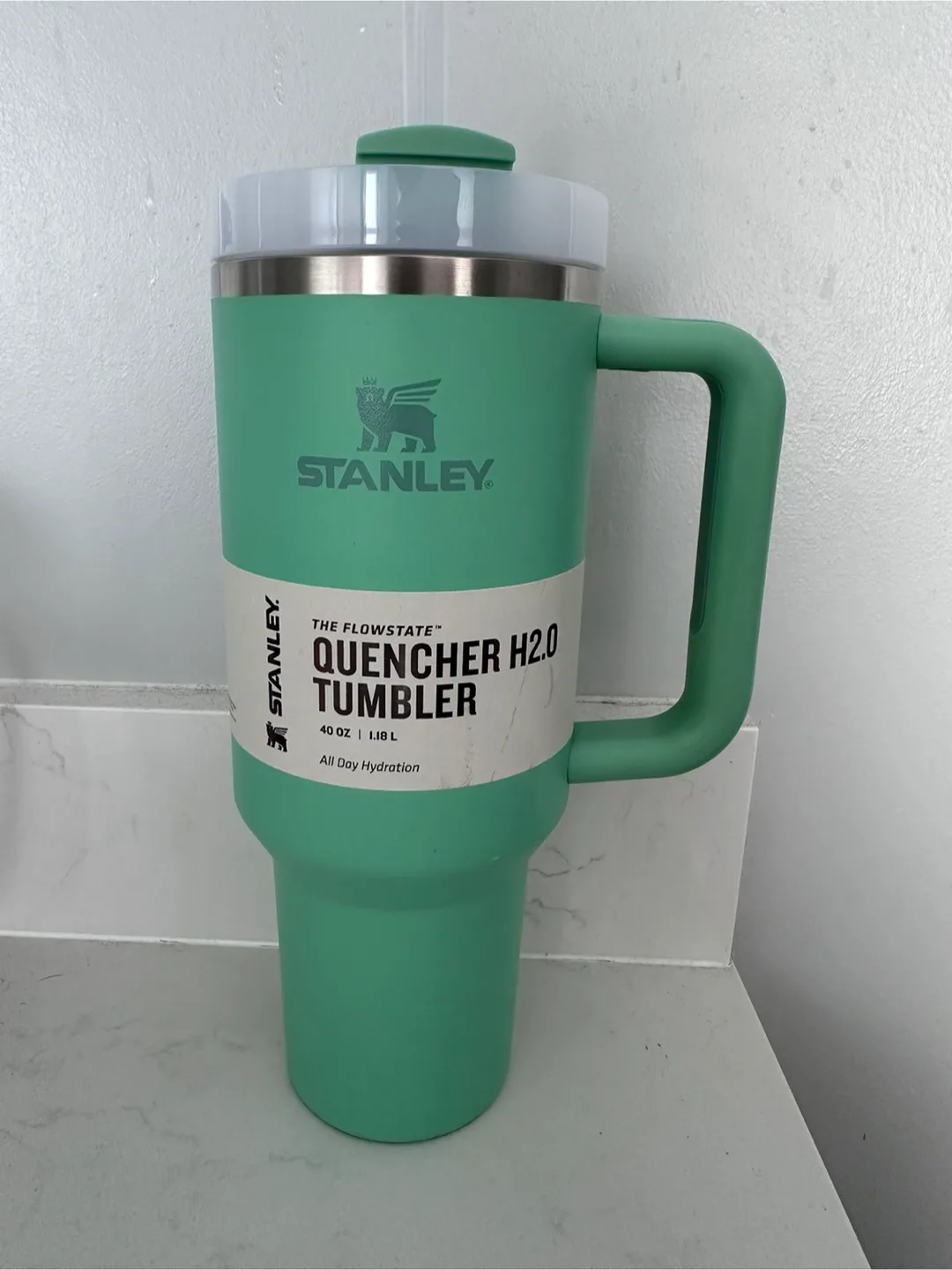 New Stanley Quencher H2.0 Tumbler 40oz Jade thumbnail