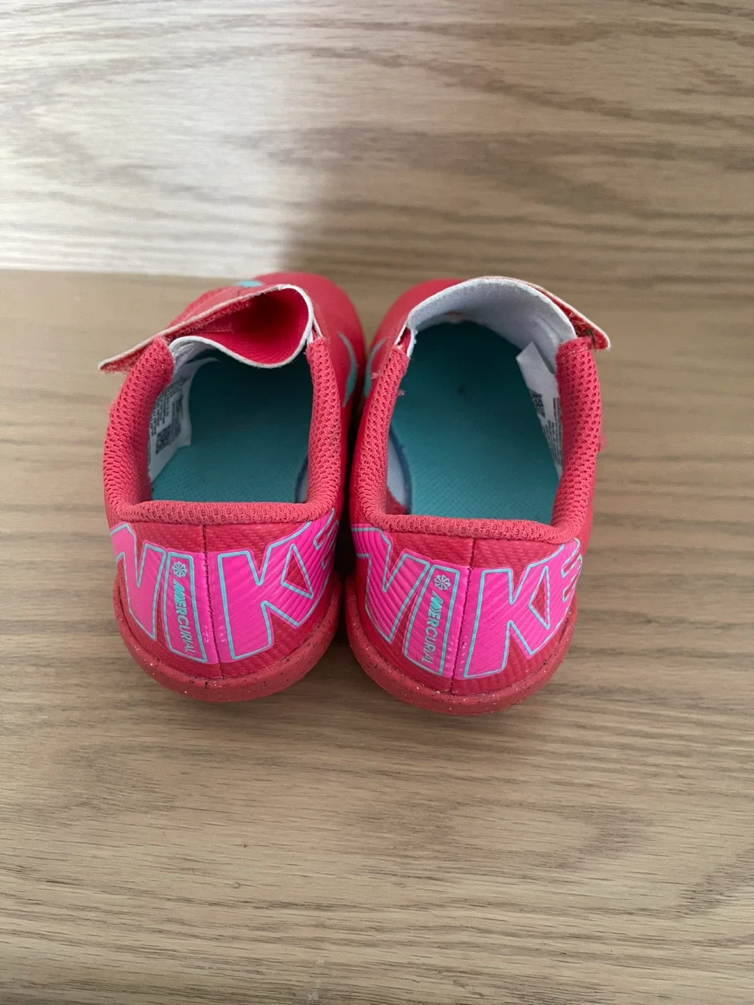 Toddler Nike Soccer Shoes - Size 8C image indicator(3)