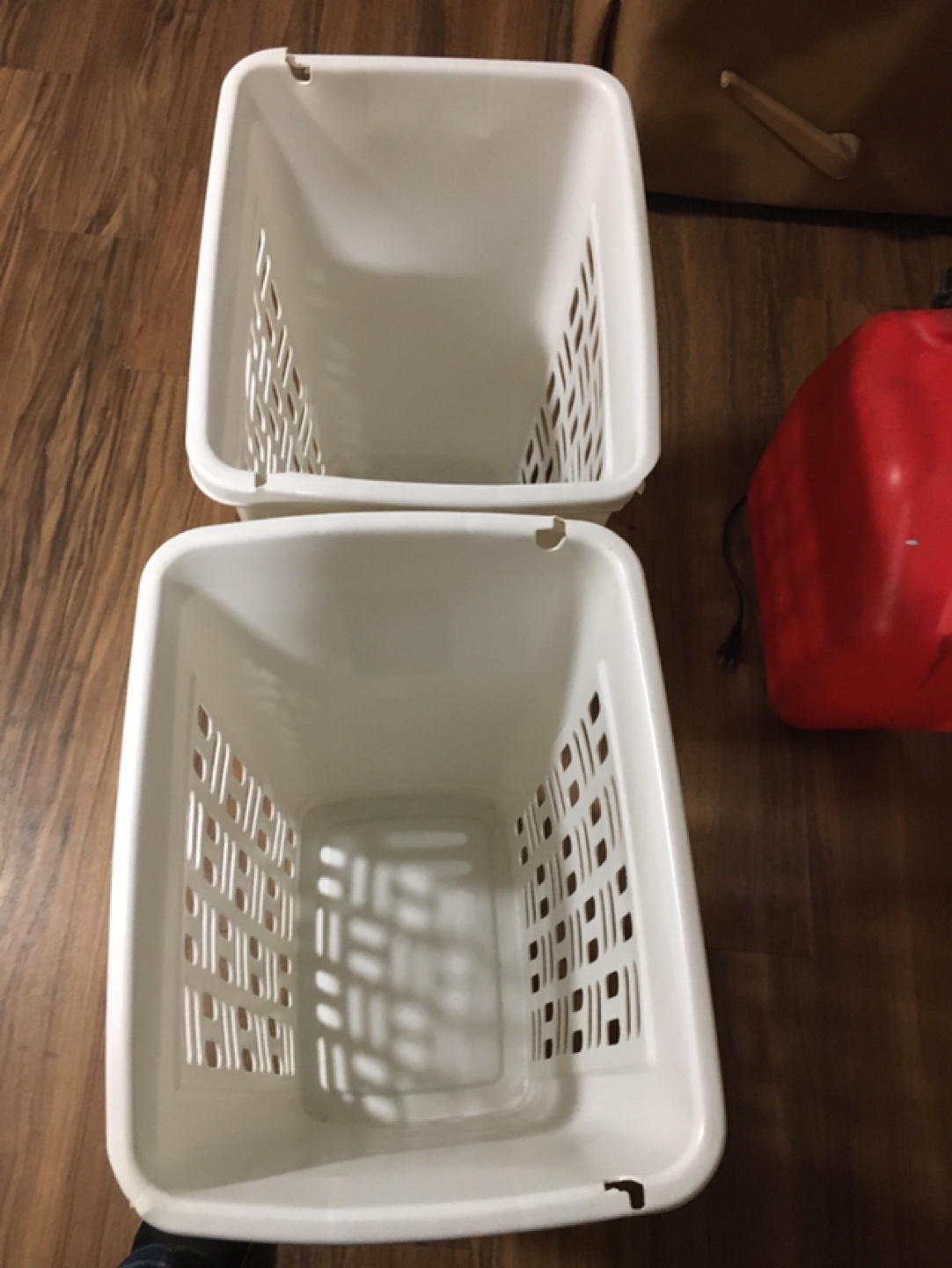 Two White Laundry Baskets - photo 2