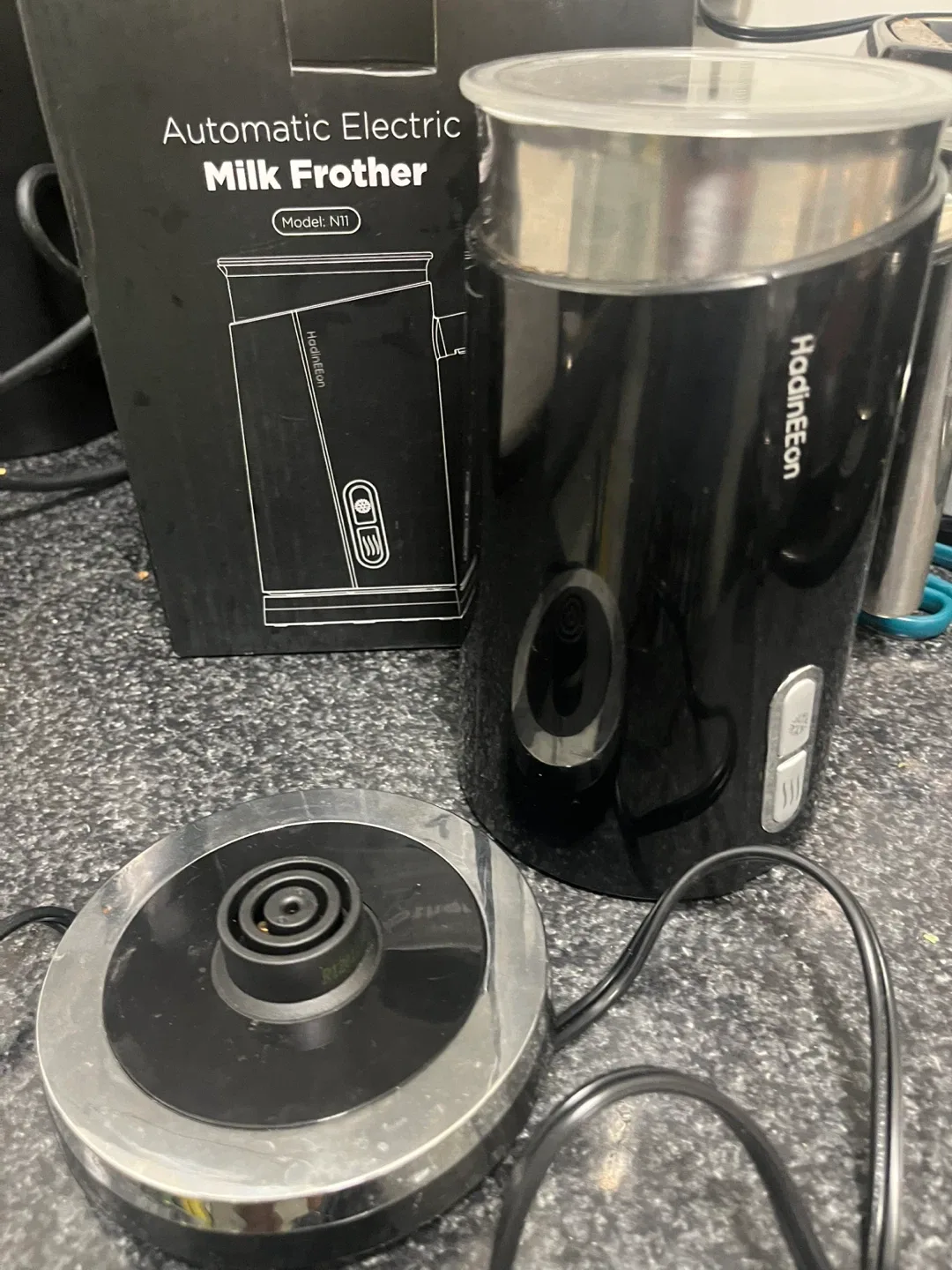 HadinEEon Automatic Electric Milk Frother N11