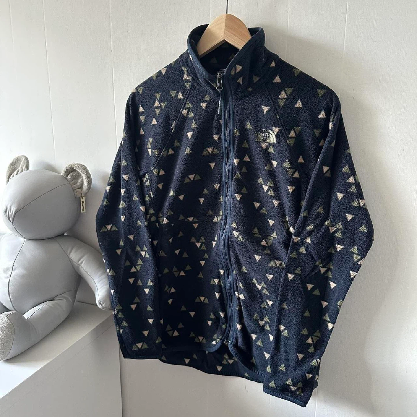 The North Face navy patterned fleece jacket - photo 4
