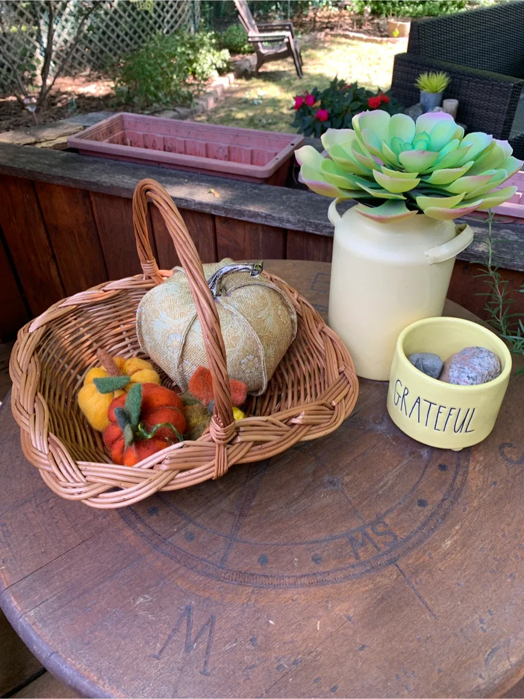 Wicker Basket with Handle🥕 thumbnail