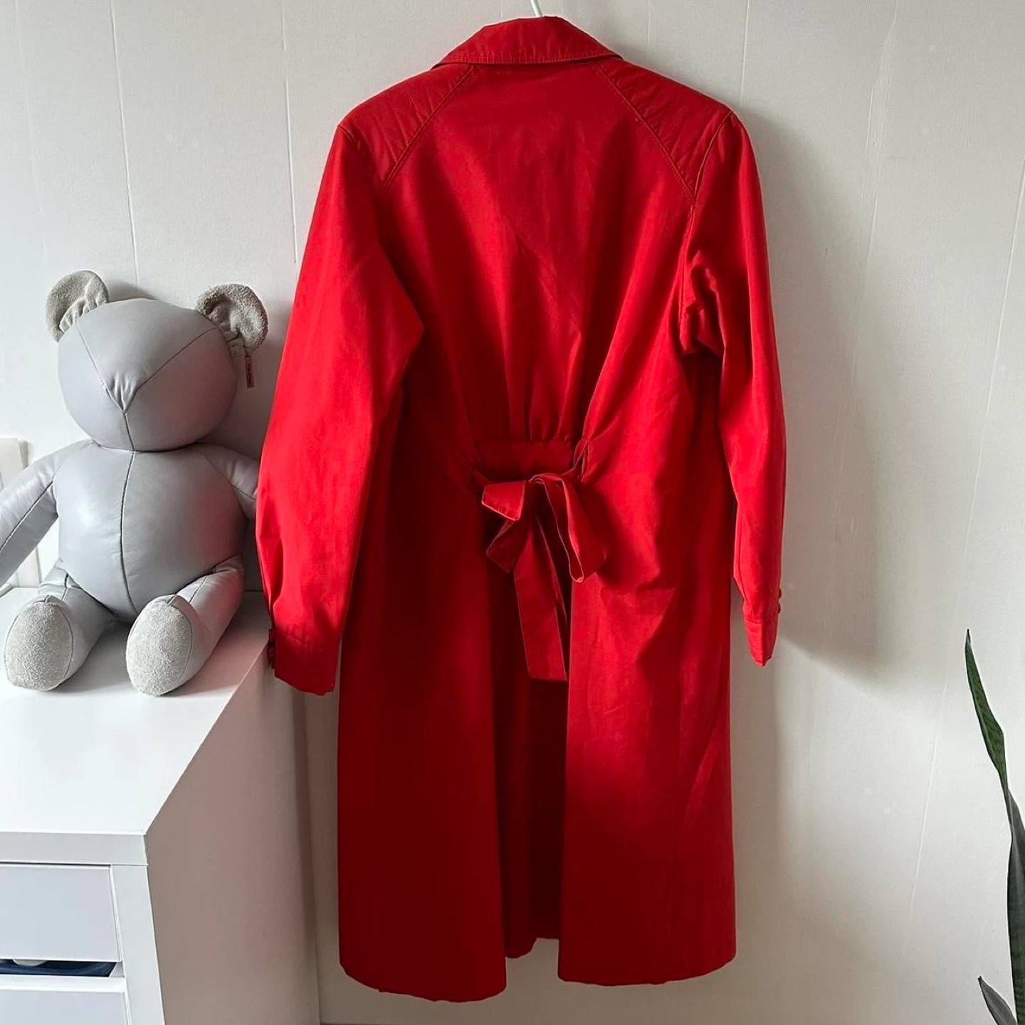 Red vintage 80s trench coat - photo 2