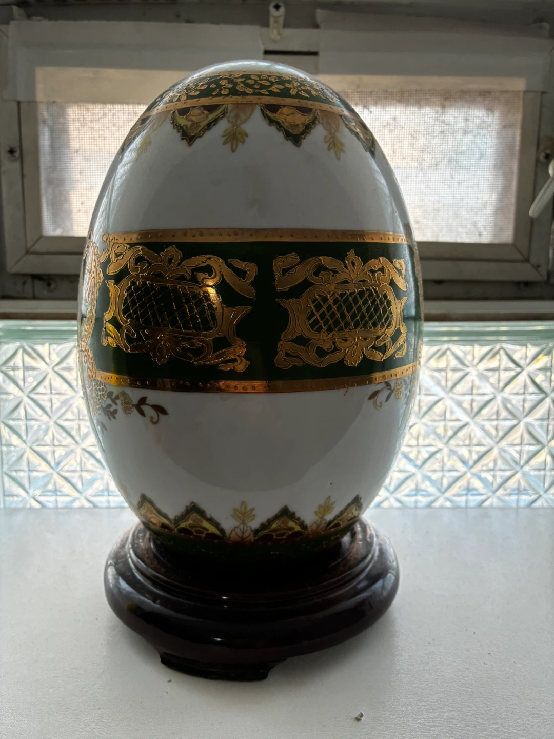 Decorative Egg on Stand - Made in China - photo 2