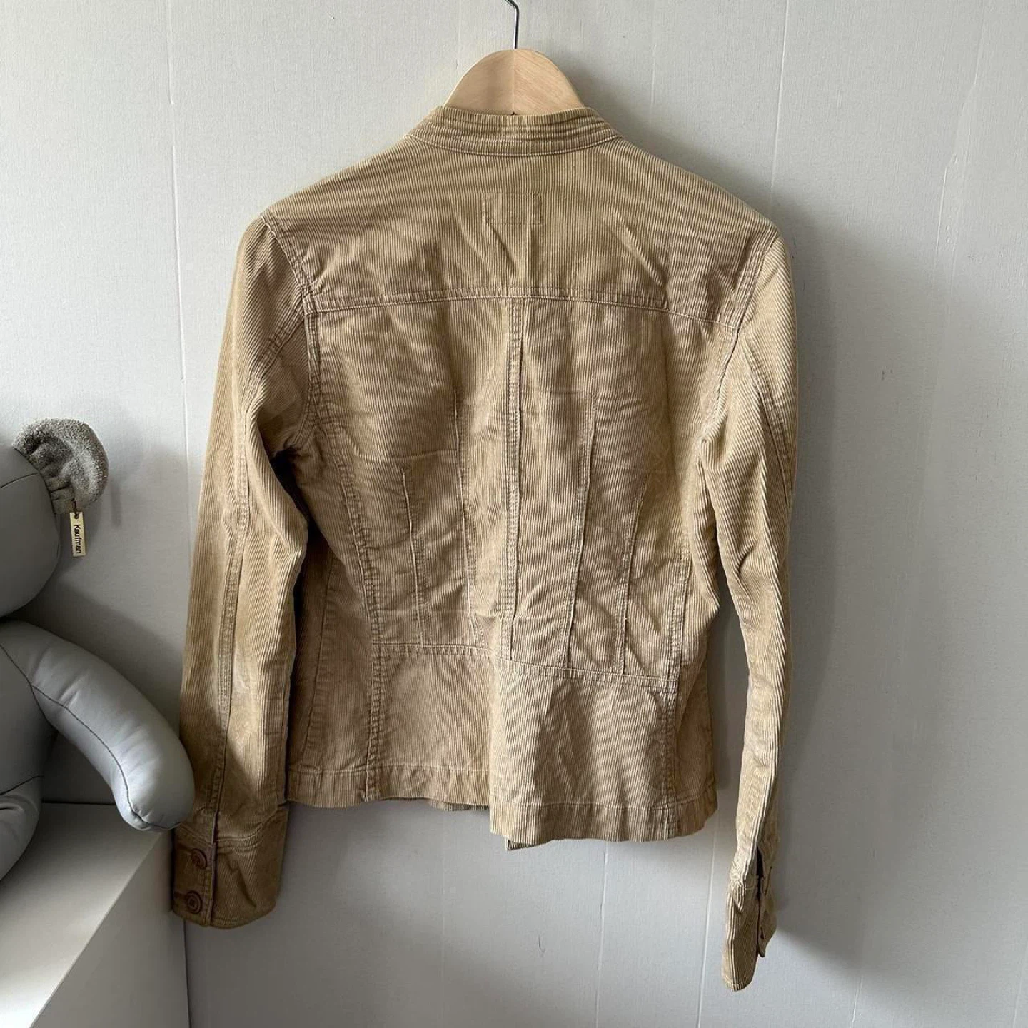 Vintage tan corduroy button up jacket - photo 2