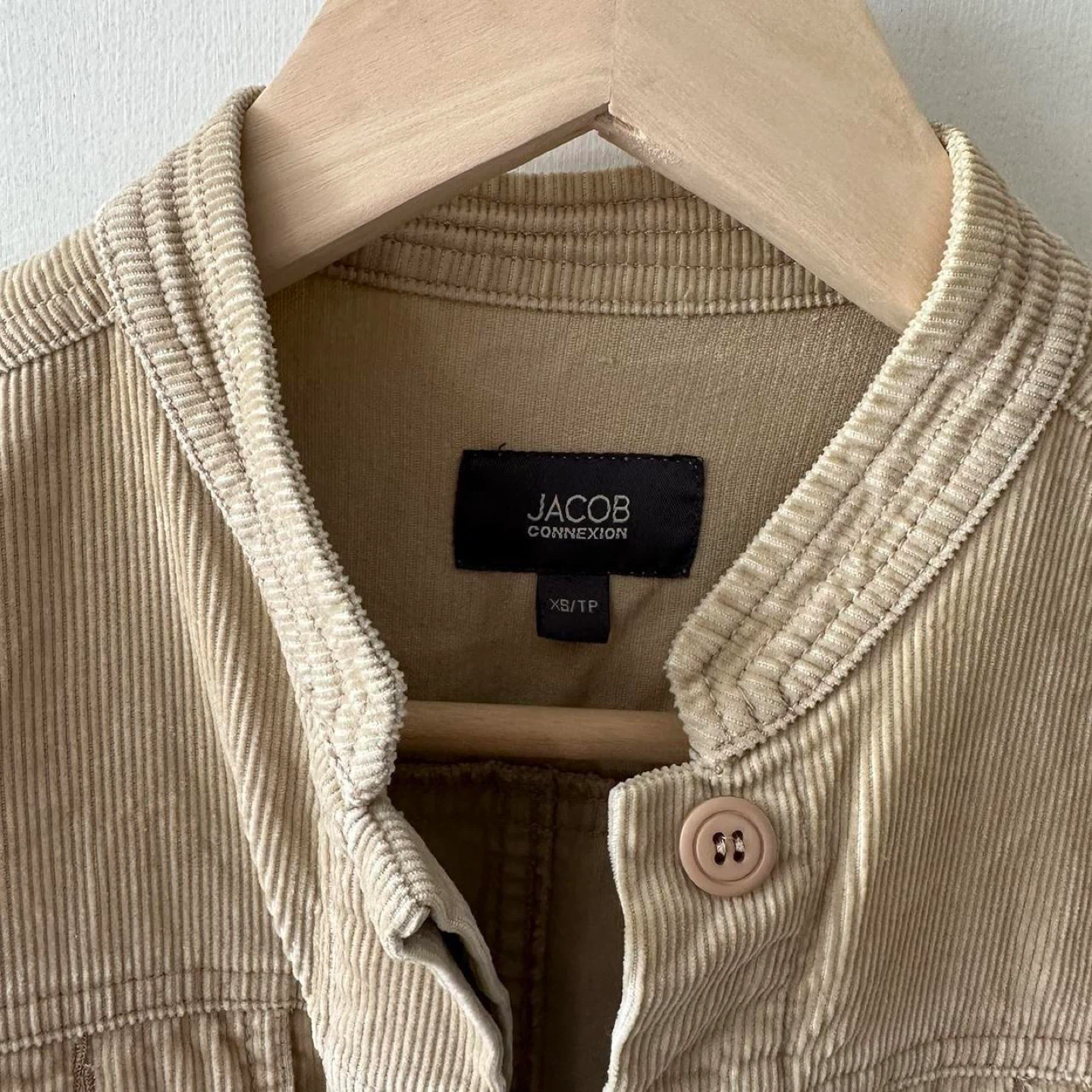 Vintage tan corduroy button up jacket - photo 5