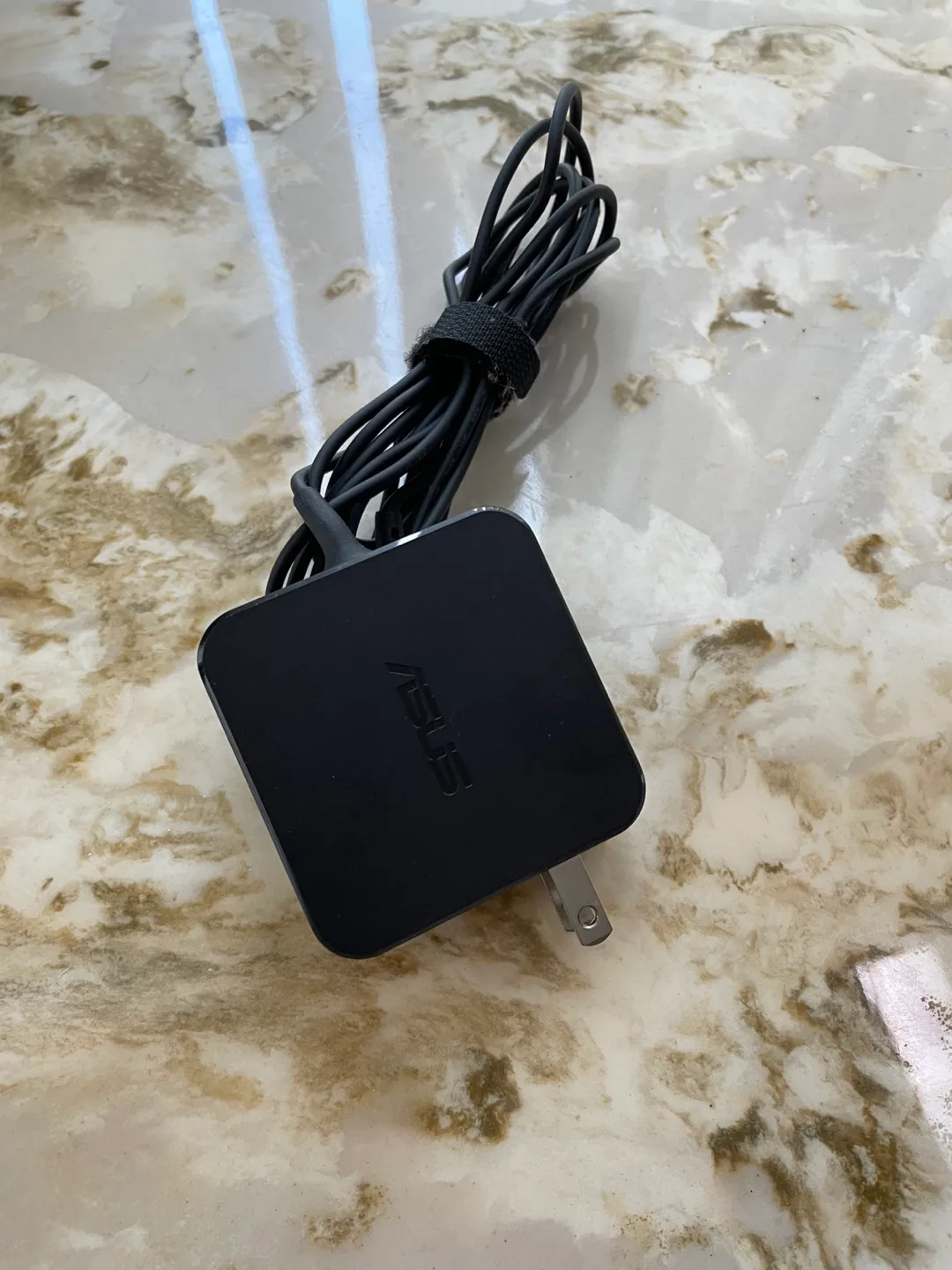 ASUS RT-AC87U AC2400 Dual Band Router - Like New! image indicator(4)