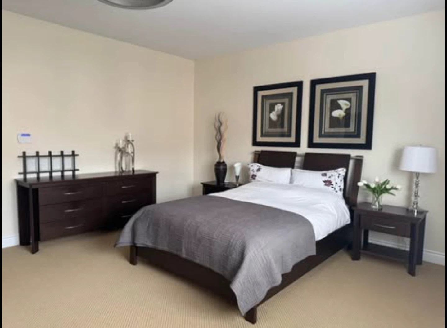 Bedroom Set Queen Bed, Armoire, Dresser, Nightstands MADE IN CAN - photo 3