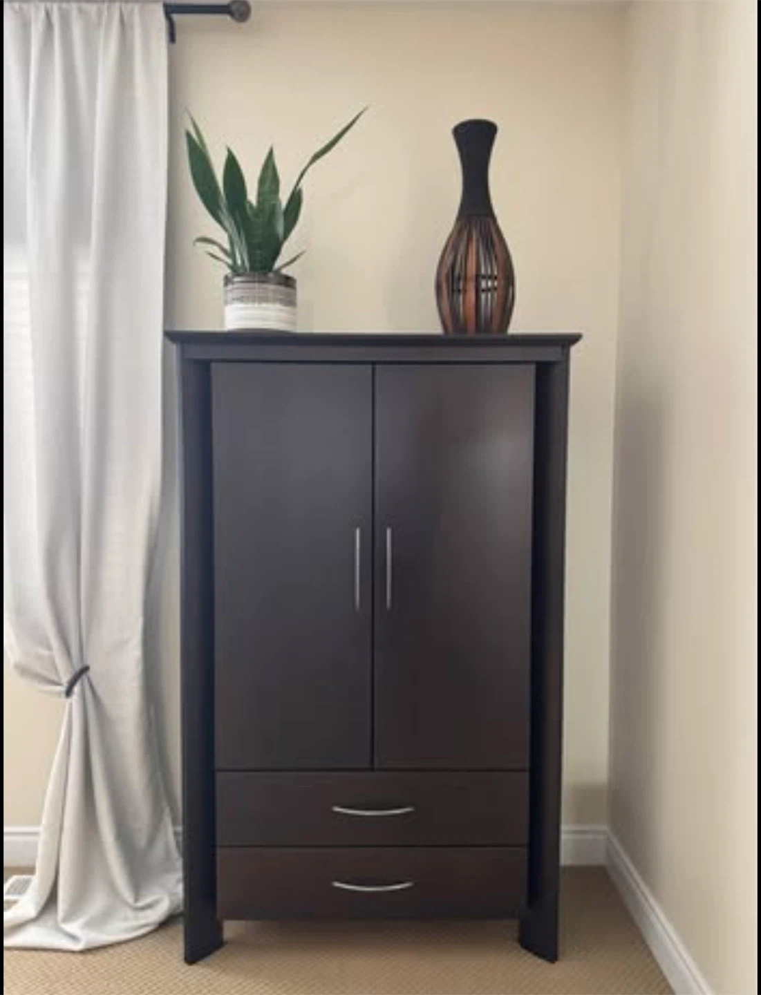 Bedroom Set Queen Bed, Armoire, Dresser, Nightstands MADE IN CAN - photo 4