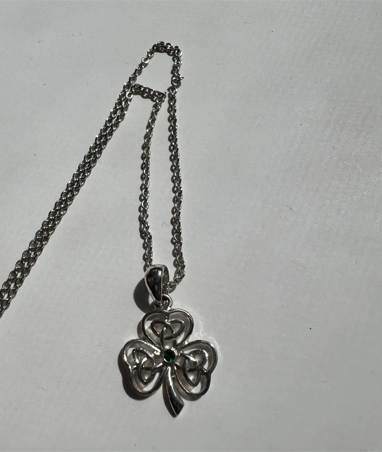 Silver Shamrock Pendant Necklace image indicator(2)