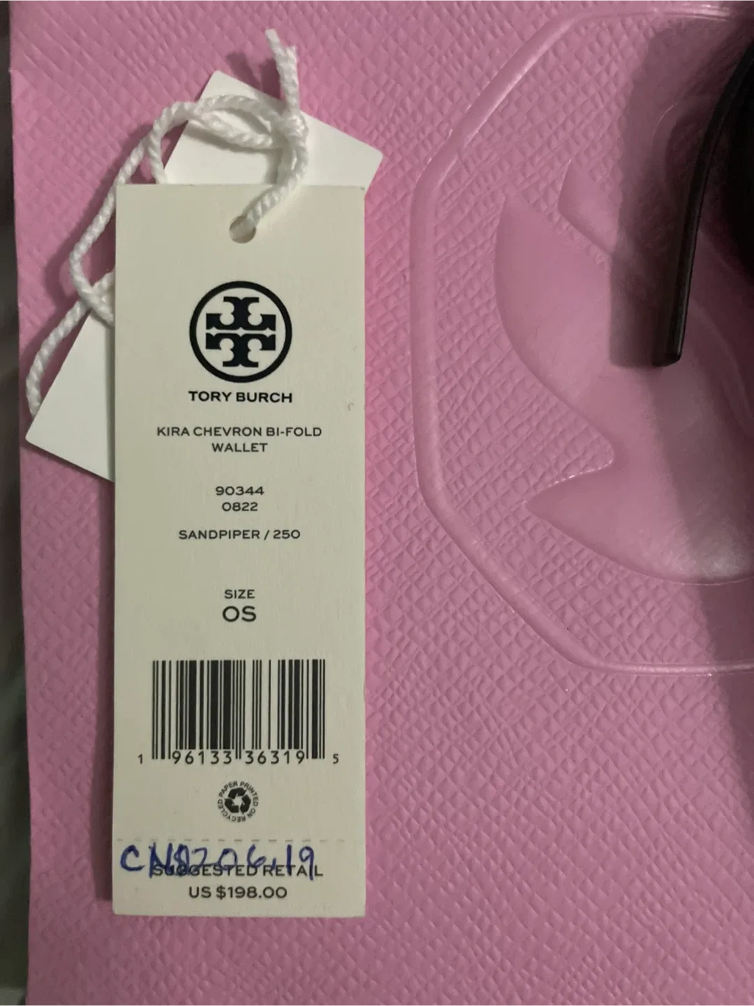 Tory Burch Kira Chevron Bi-Fold Wallet - Sandpiper image indicator(3)