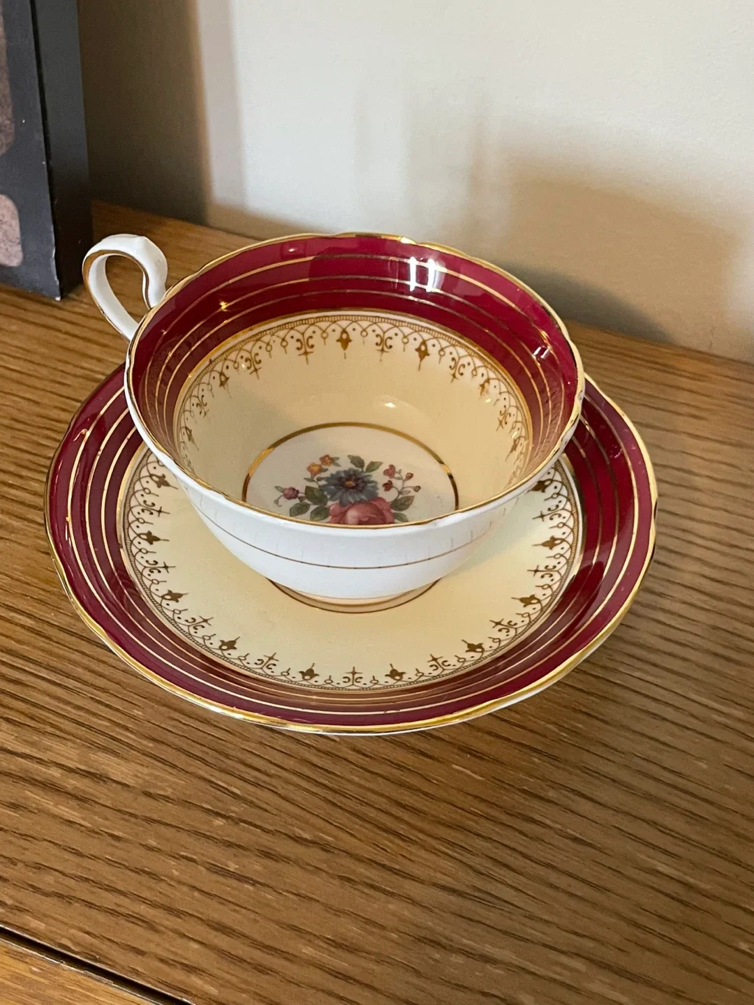 Vintage Aynsley Tea Cup & Saucer Set thumbnail
