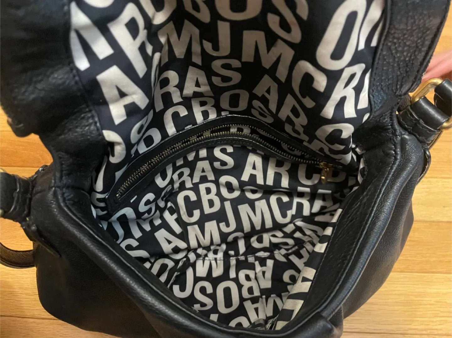 Coach Brown Leather Handbags + Marc Jacobs Natasha crossbody image indicator(9)