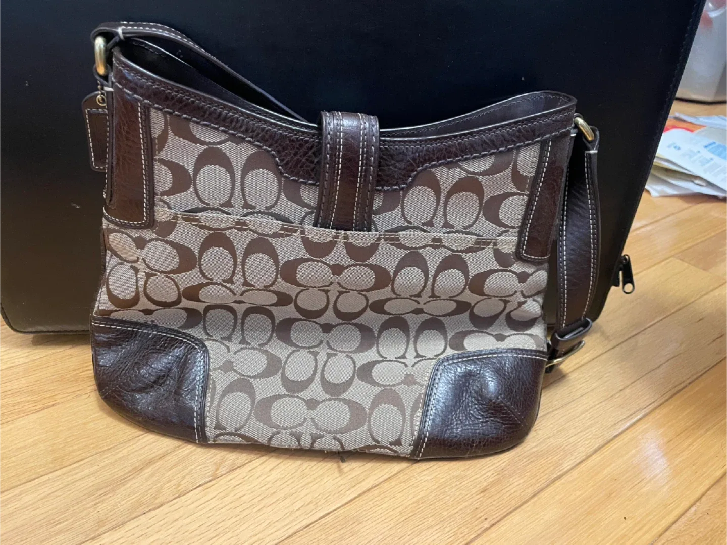 Coach Brown Leather Handbags + Marc Jacobs Natasha crossbody image indicator(5)