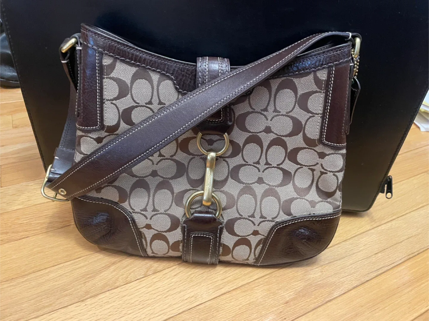Coach Brown Leather Handbags + Marc Jacobs Natasha crossbody image indicator(4)