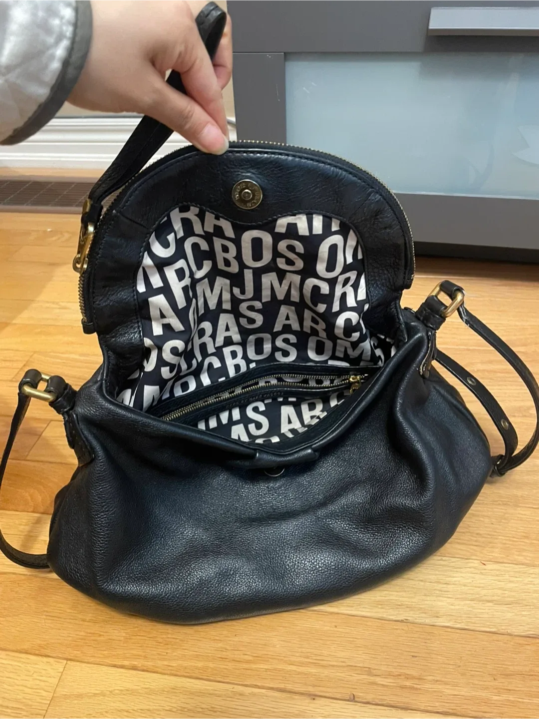 Coach Brown Leather Handbags + Marc Jacobs Natasha crossbody image indicator(8)