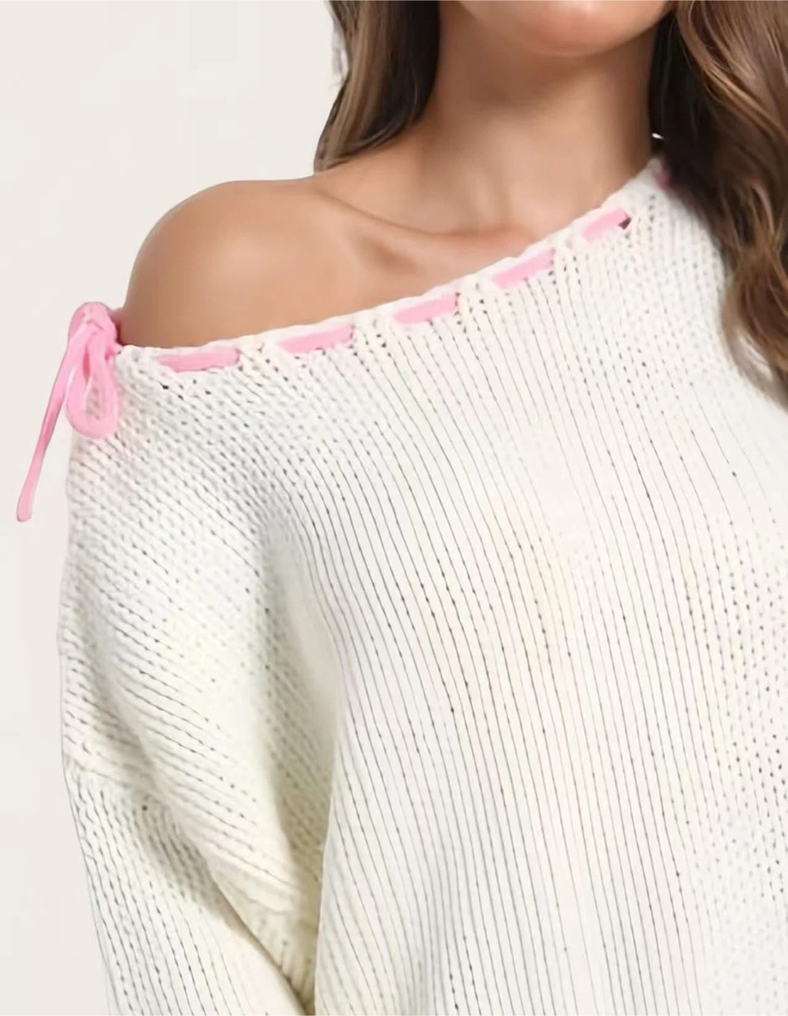 White Knit Sweater with Pink Ribbon Detail - photo 5