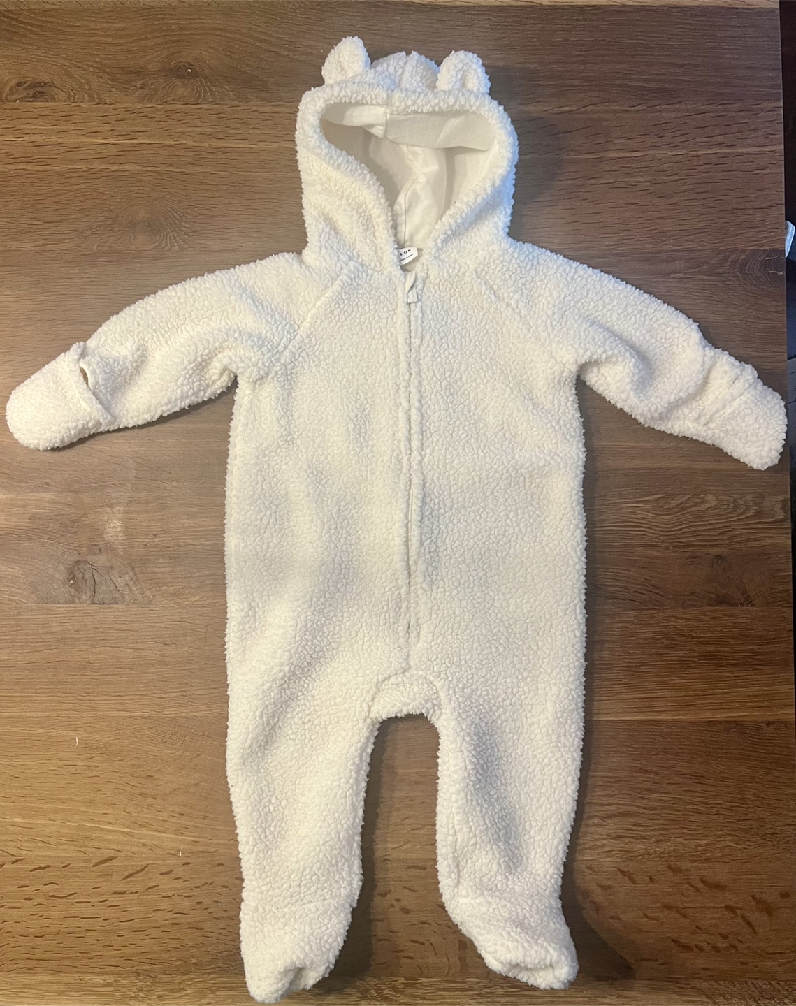 Old Navy White Bear Sherpa Onesie 6-12M