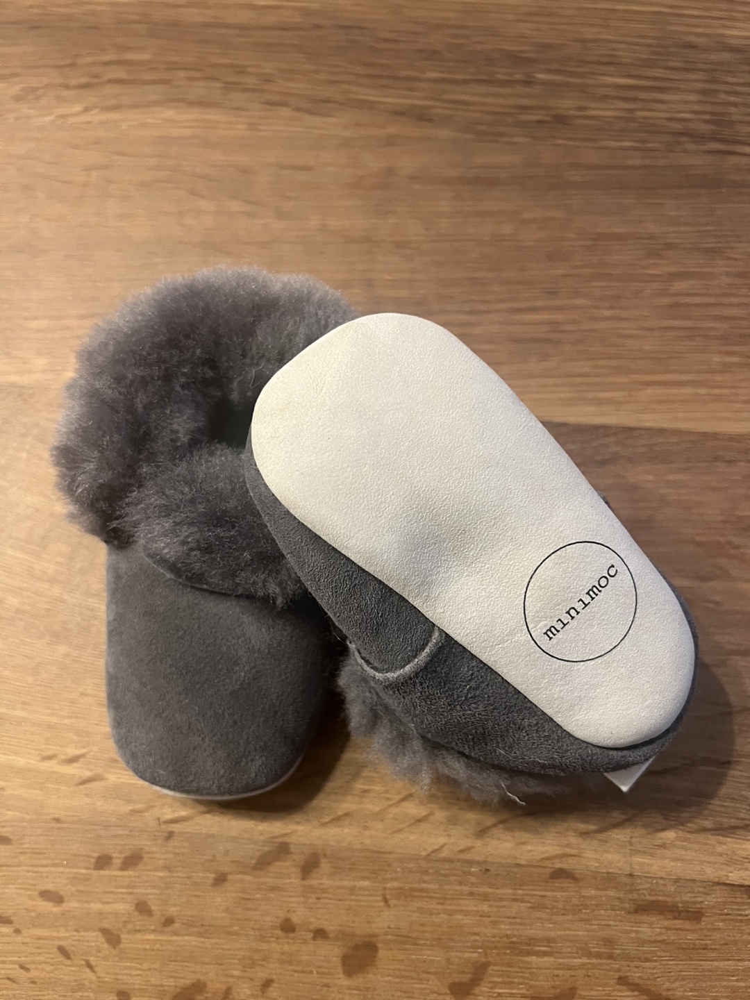 Minimoc Grey Baby Booties - photo 2