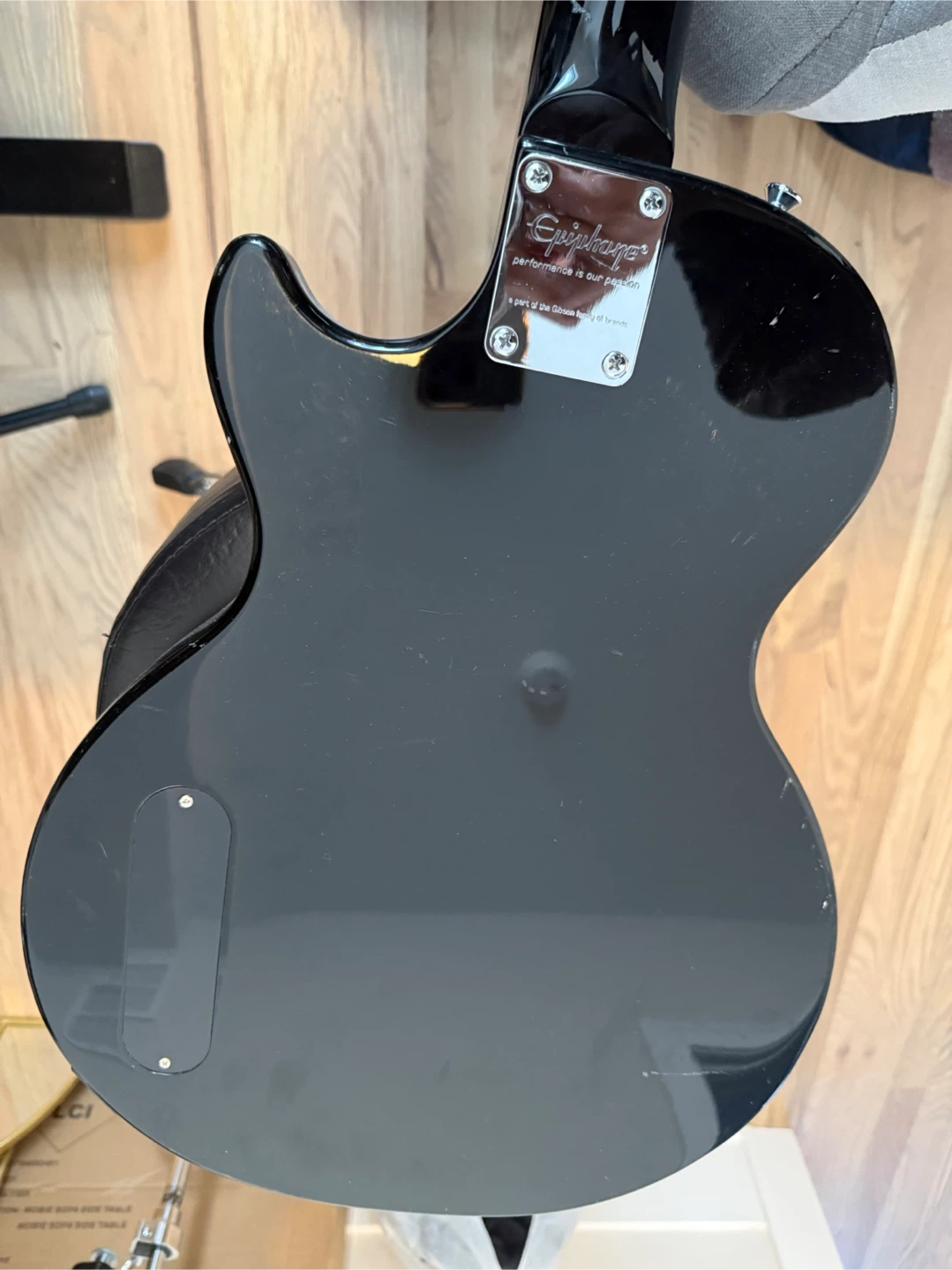 Epiphone Les Paul Junior Electric Guitar - photo 4