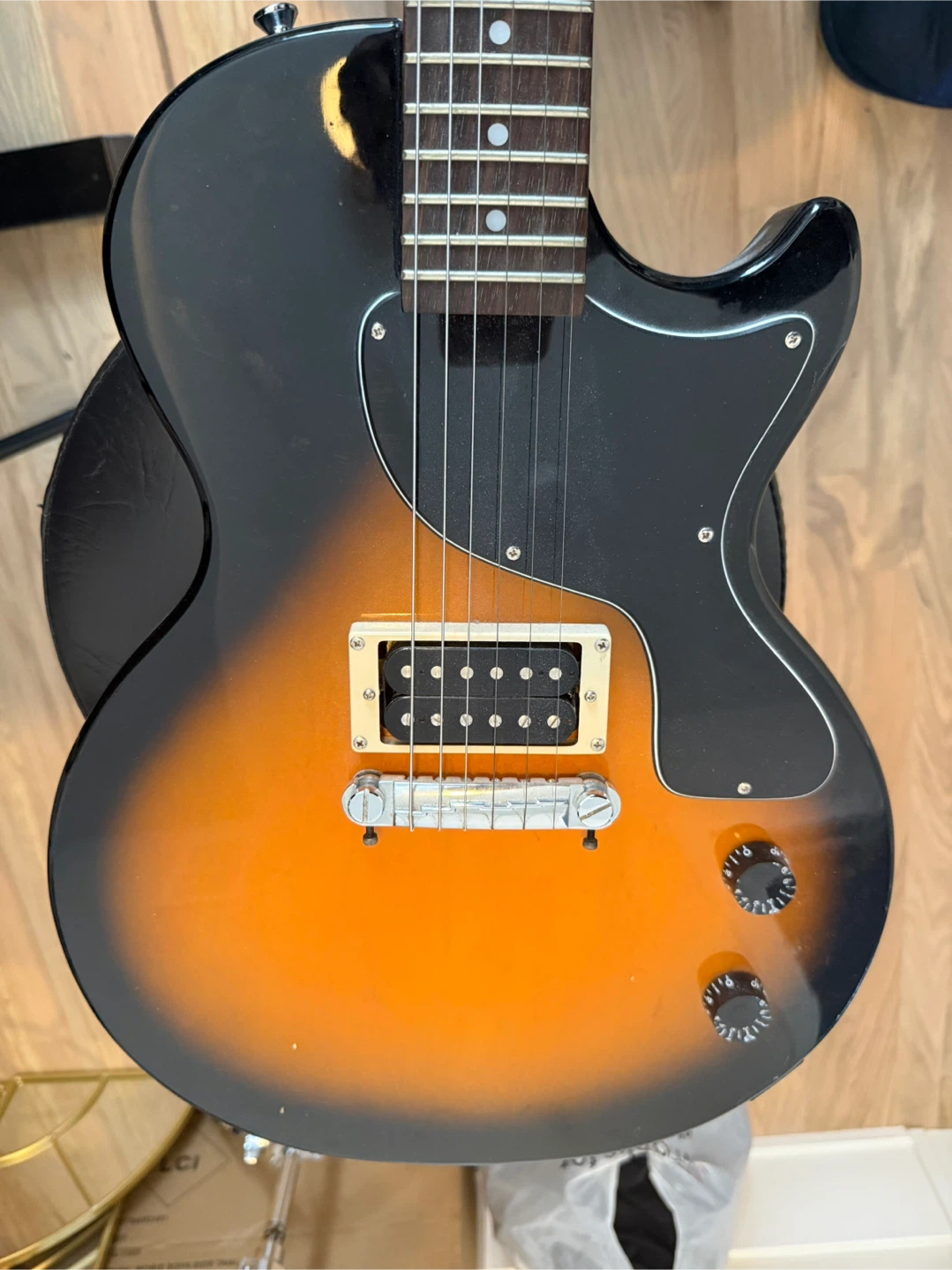Epiphone Les Paul Junior Electric Guitar - photo 2