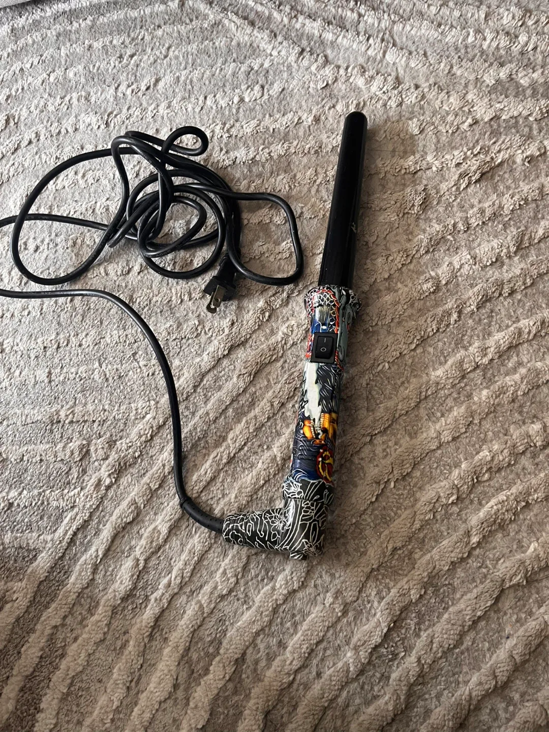 Ed Hardy Hair Curling Wand thumbnail