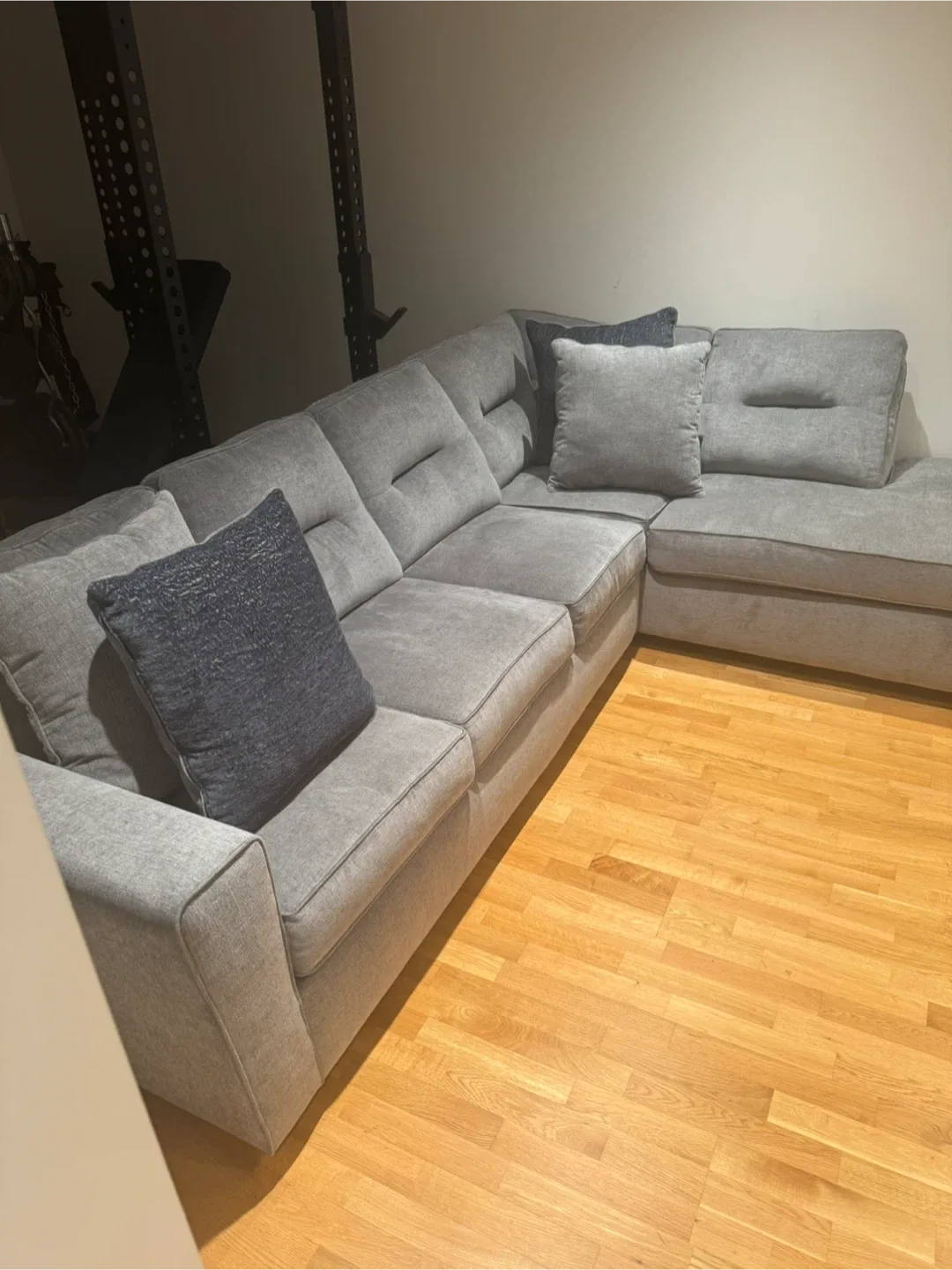 Grey Sectional Sofa with Pillows image indicator(3)