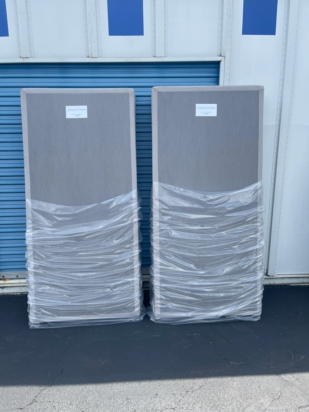 Tempur-Cloud Supreme Mattress and box spring set - photo 2