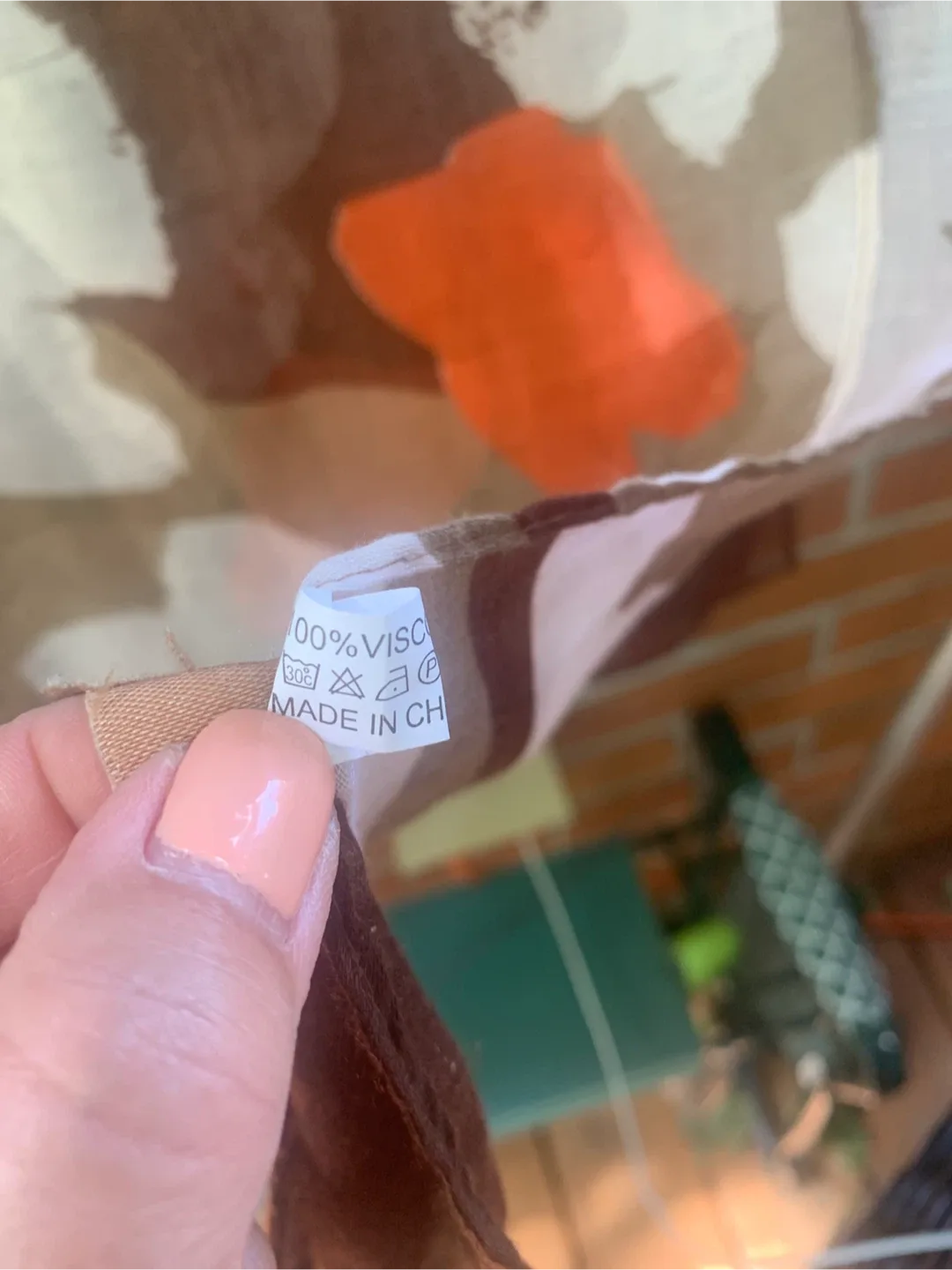 Floral Patterned Scarf image indicator(6)