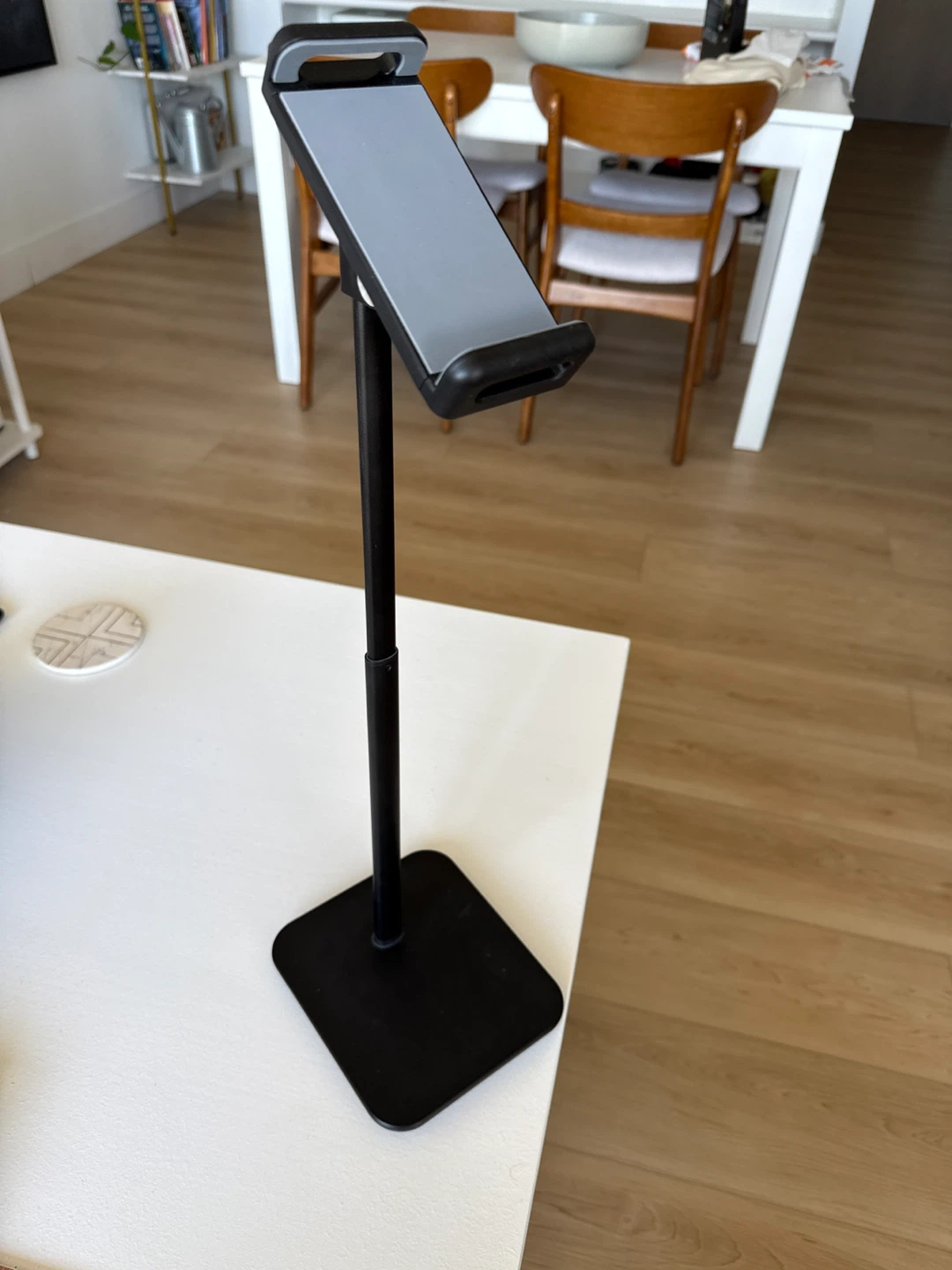 Adjustable Tablet/Phone/small screen Stand - Black - photo 3